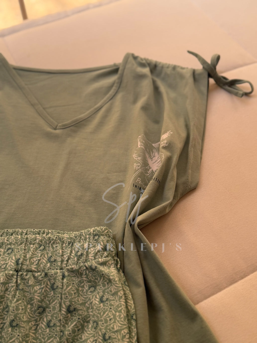 Calm Vibes Short Pajama (Short-Sleeve)