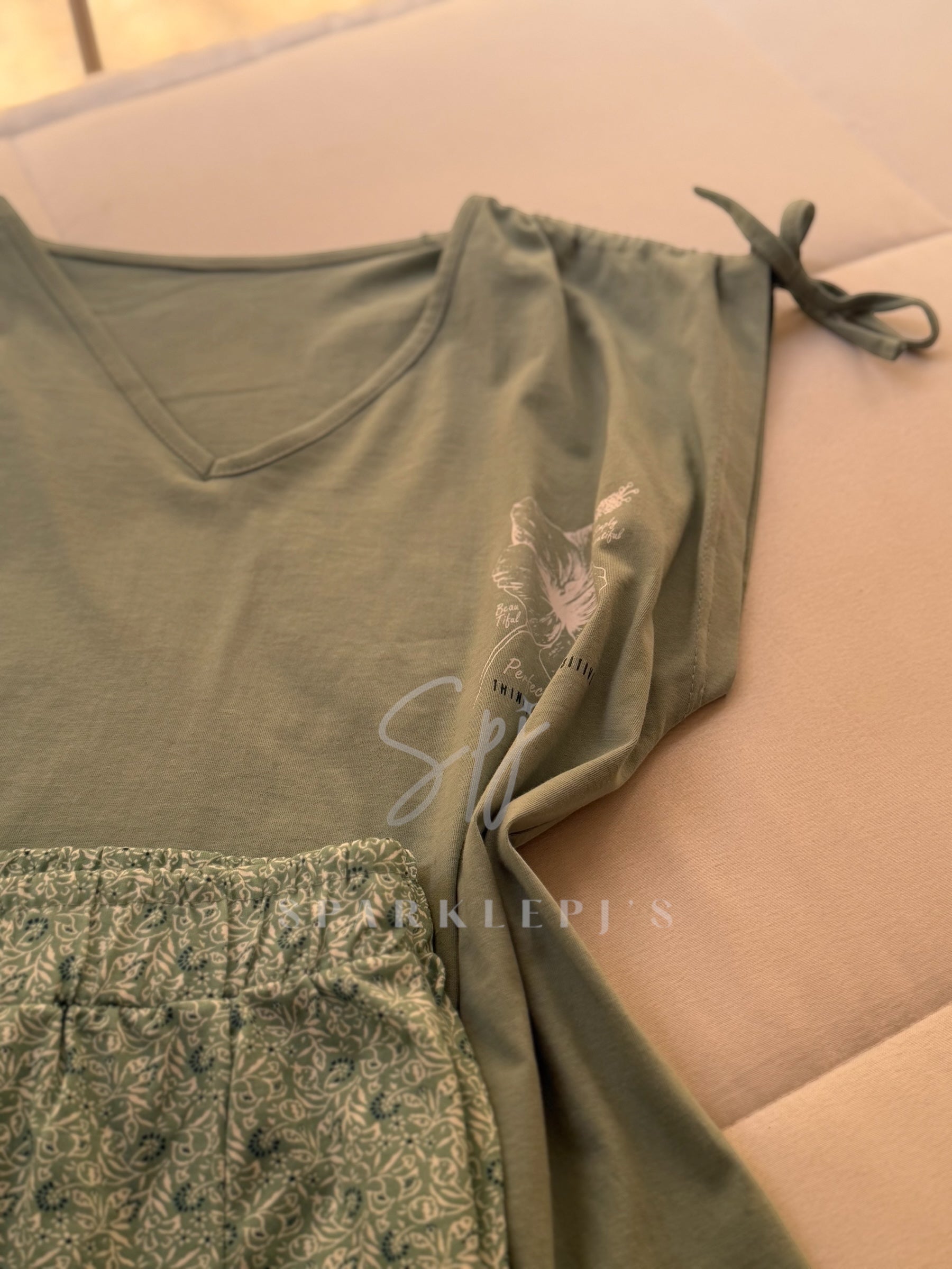 Calm Vibes Short Pajama (Short-Sleeve)