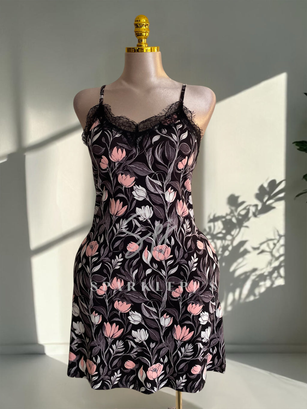 Floral Lace Short Nightdress