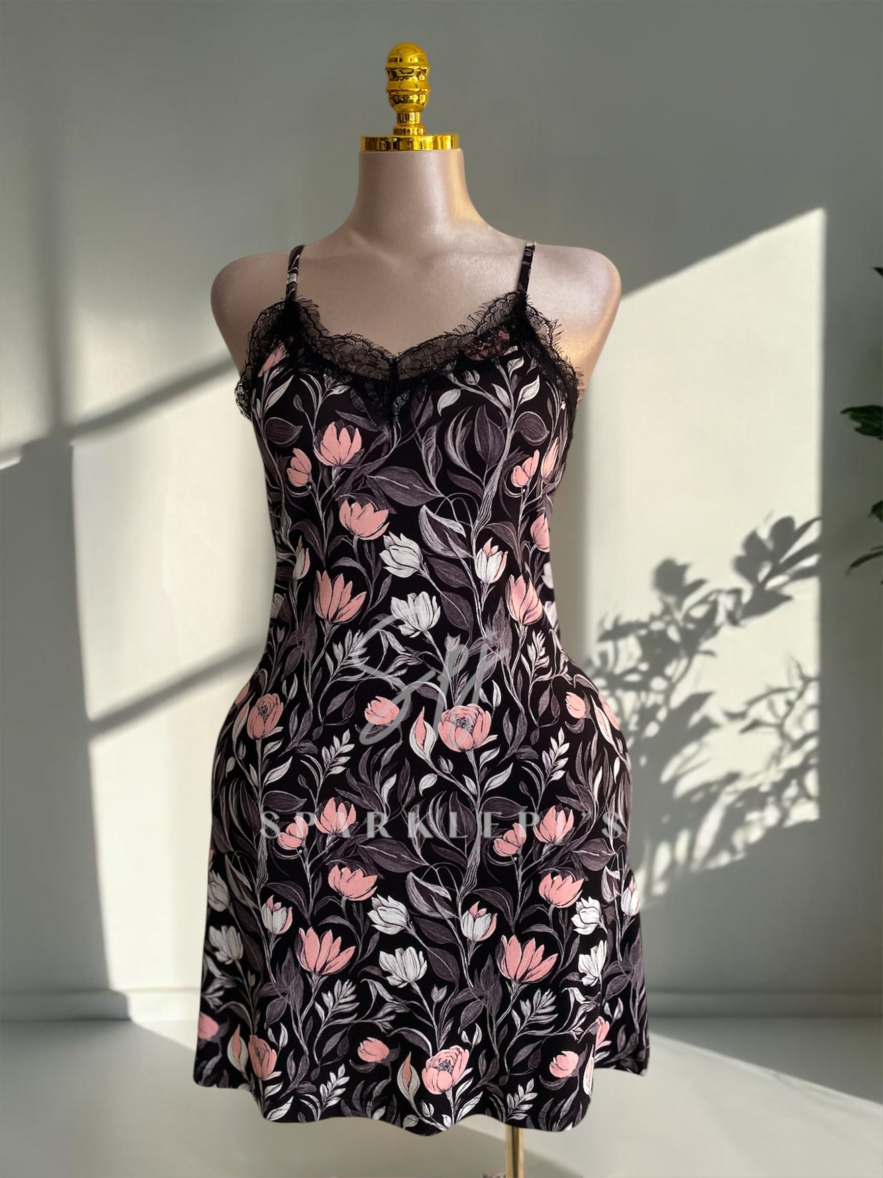 Floral Lace Short Nightdress