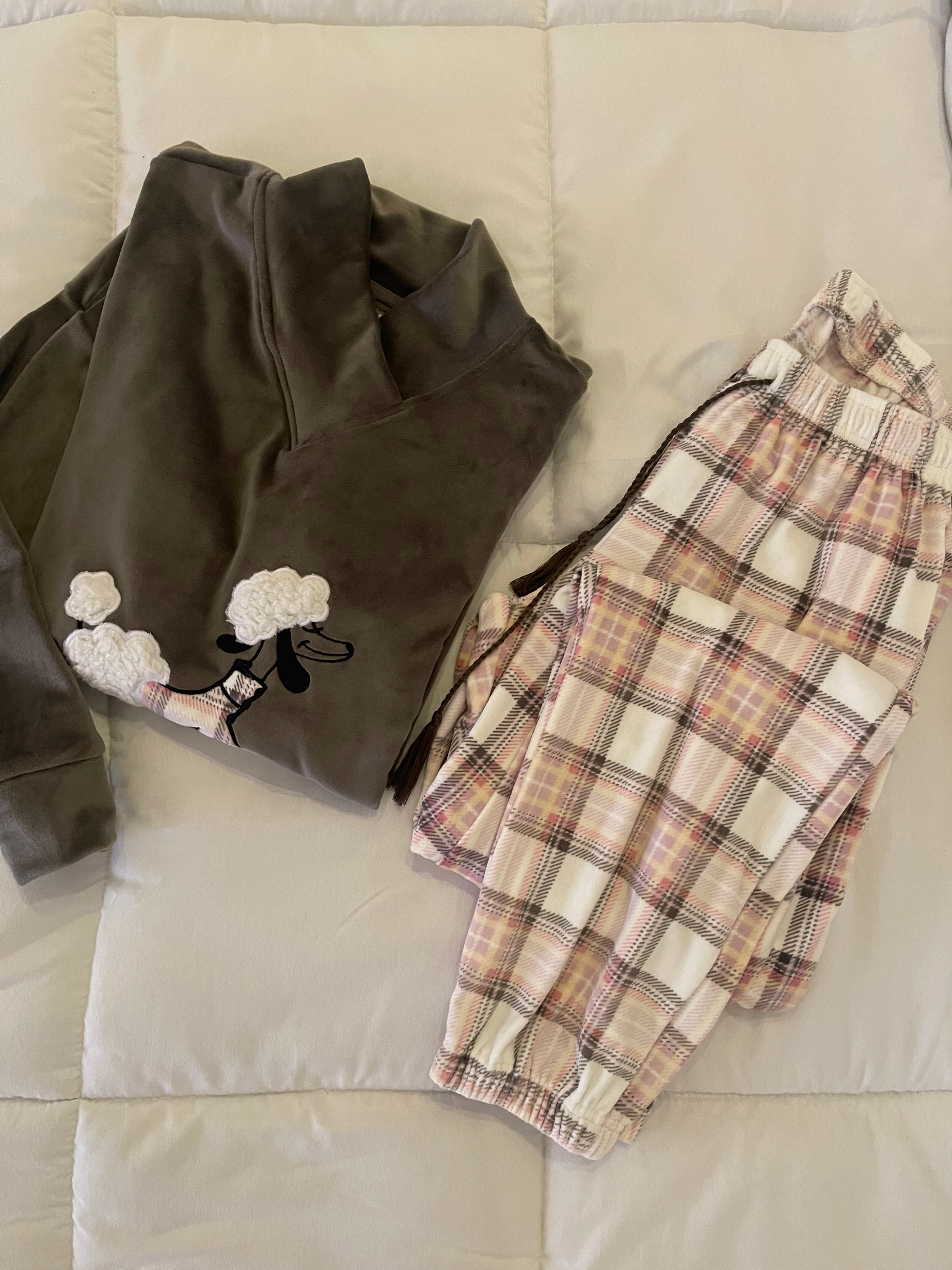 Plaid sheep dreams