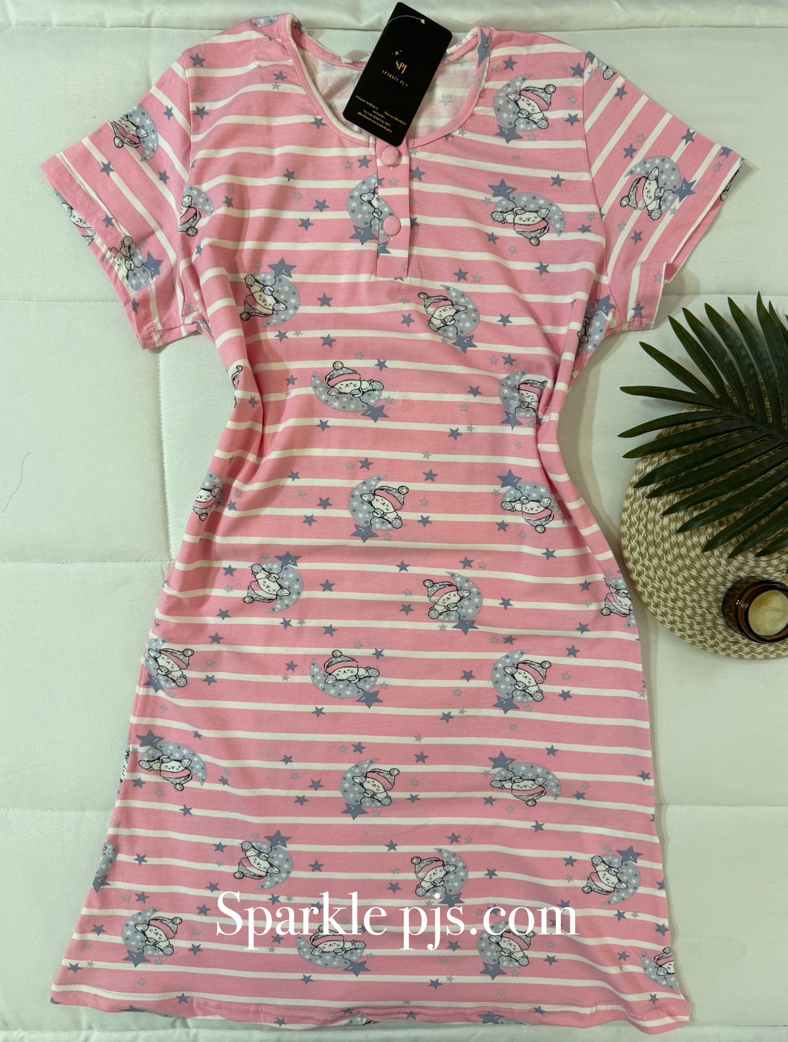 Dreamy striped nightshirt