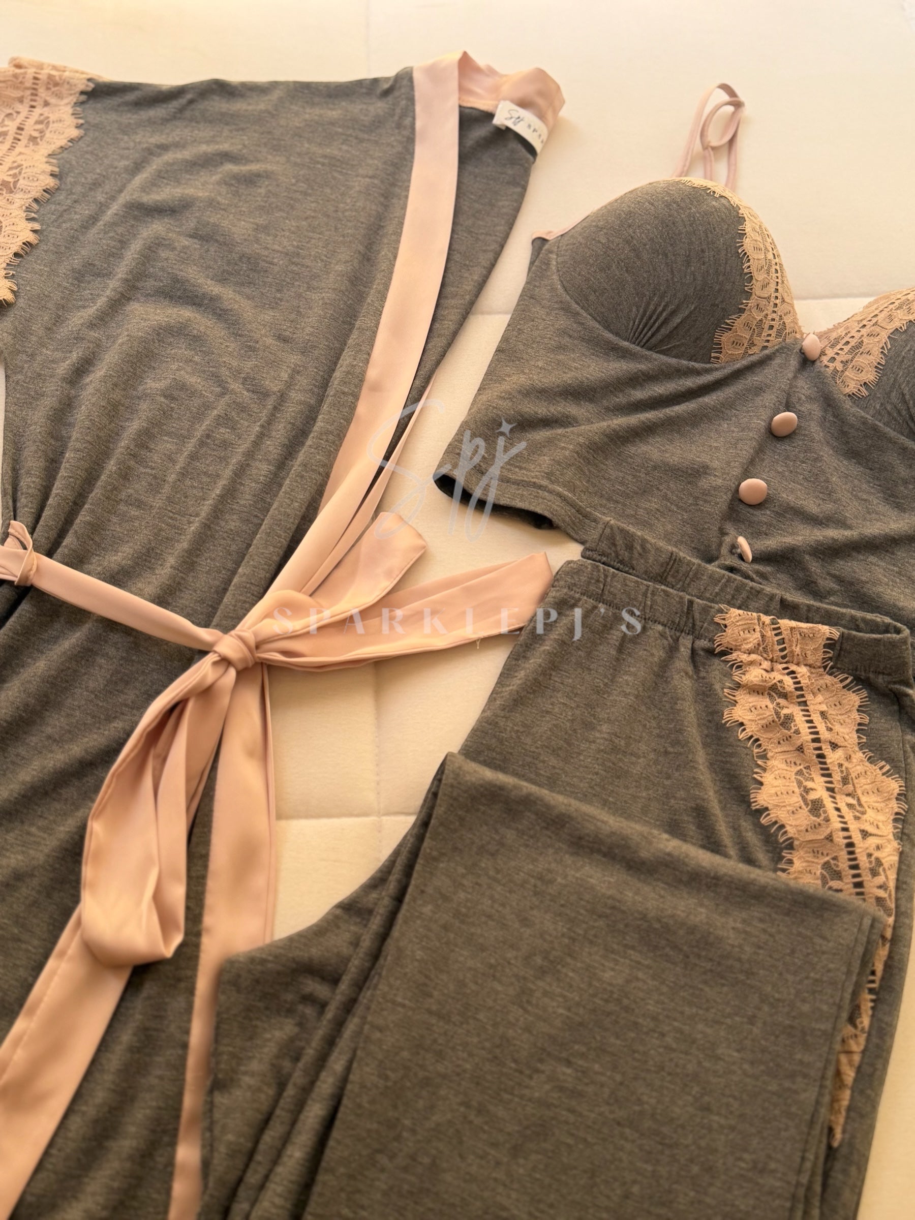 Elegant Lace 3-Piece Pajama Set (Long-Pants)
