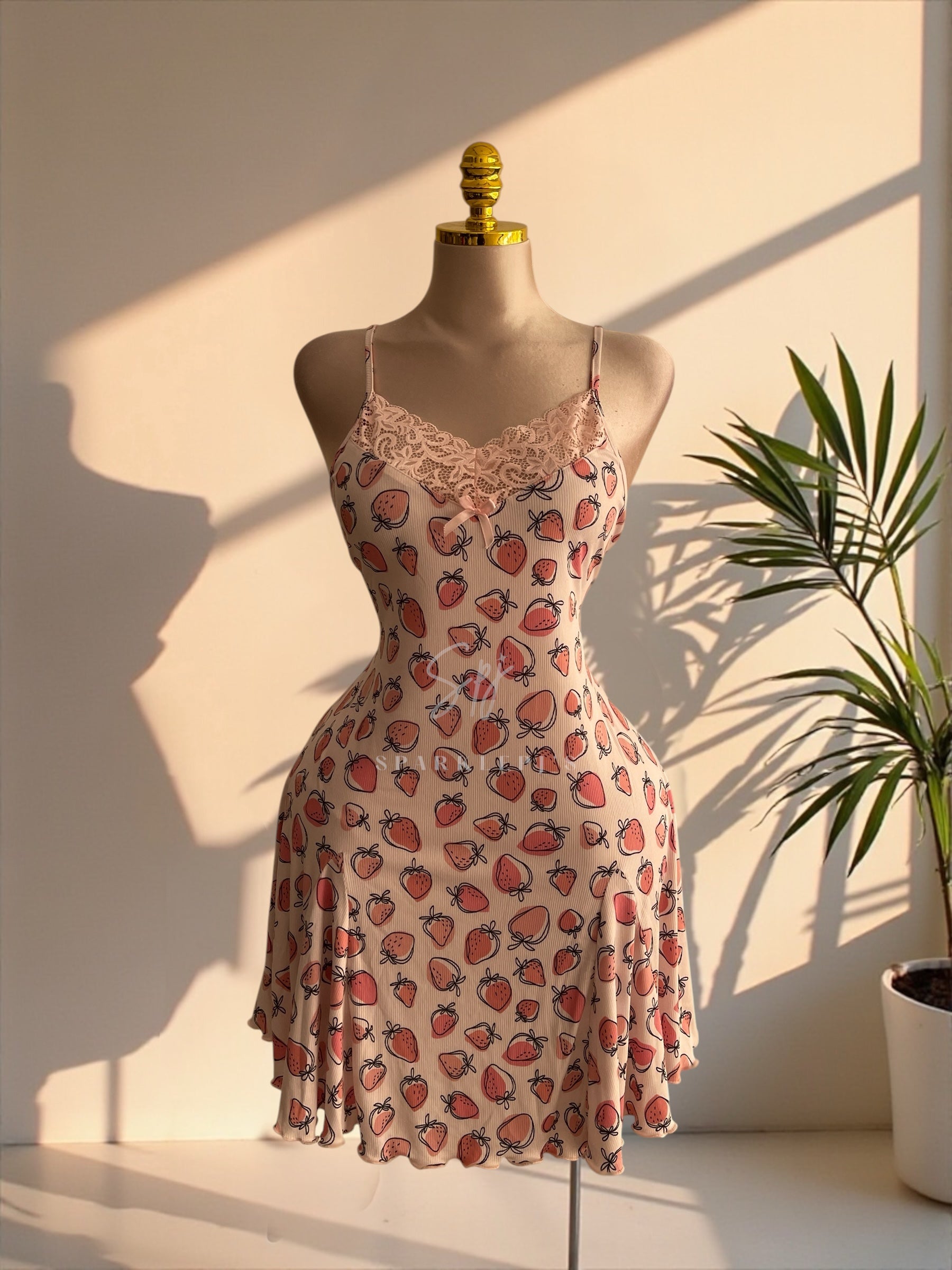 Sweet Strawberry Lace Nightdress