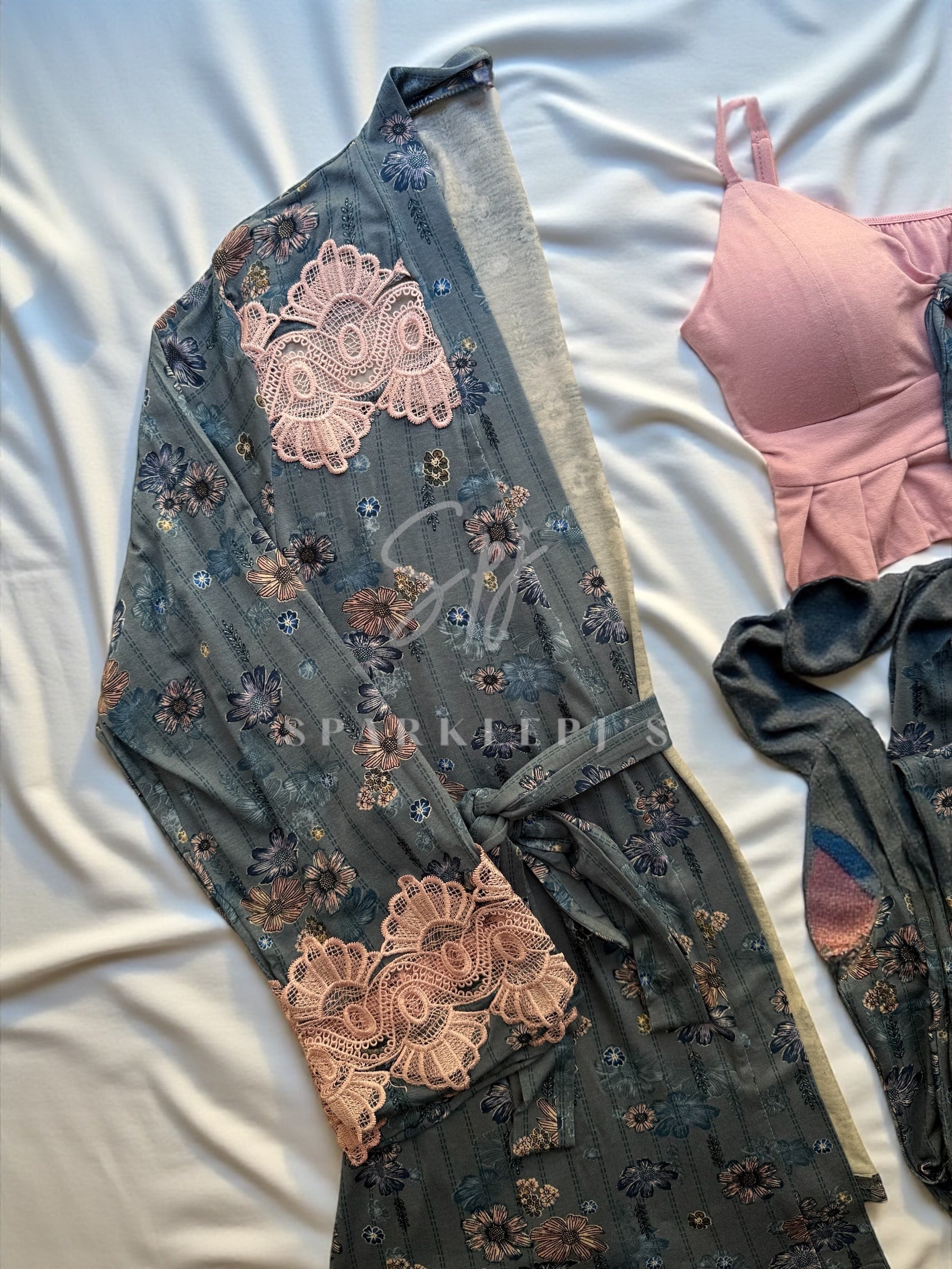 Floral Grace 3-Piece Set