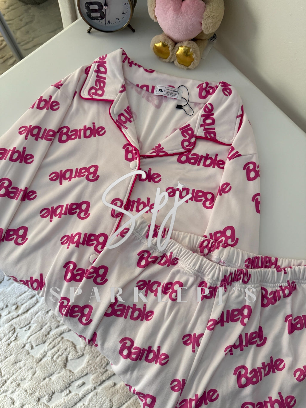 Barbie Queen Lounge