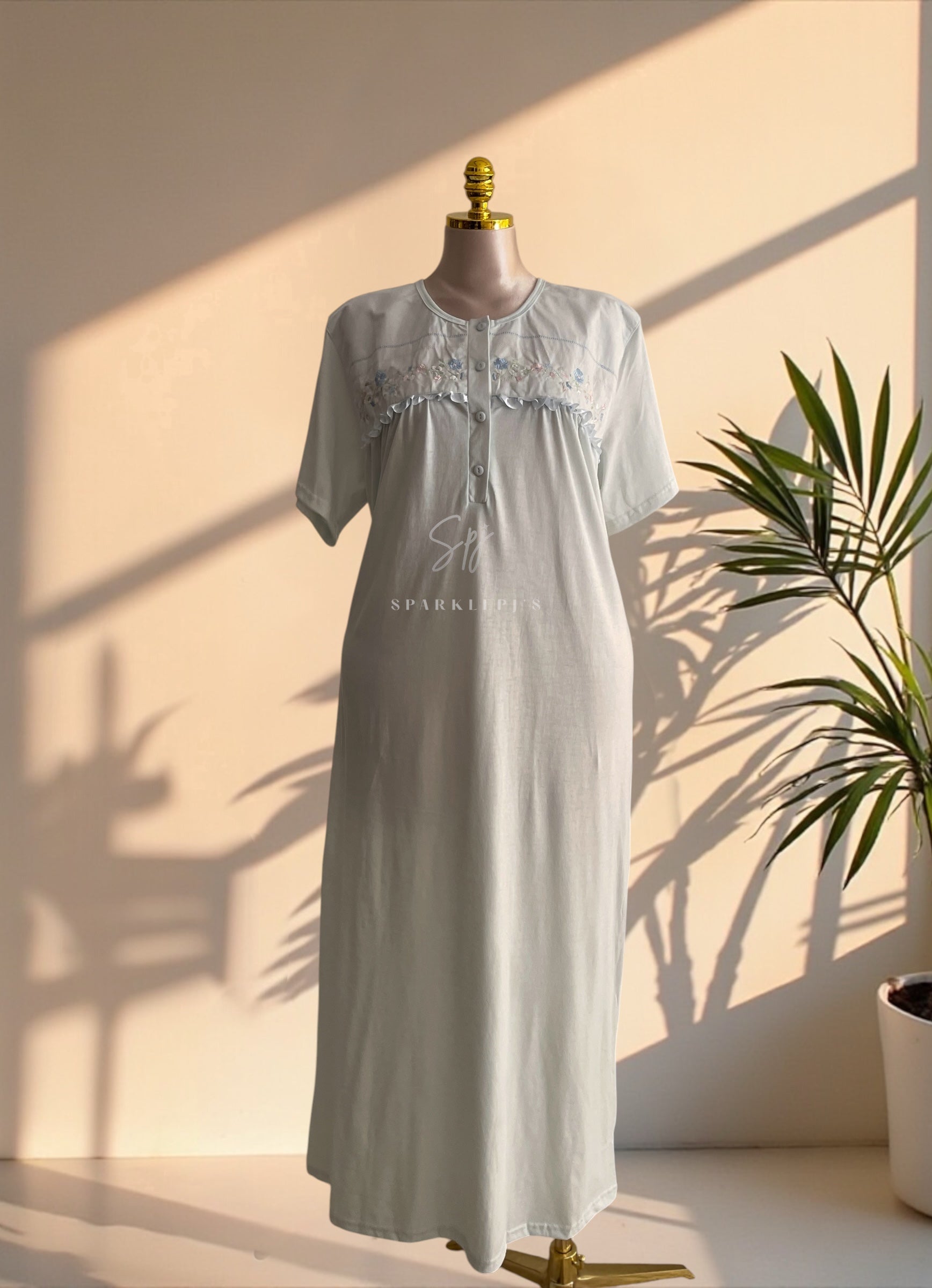 Classic Blossom Nightshirt