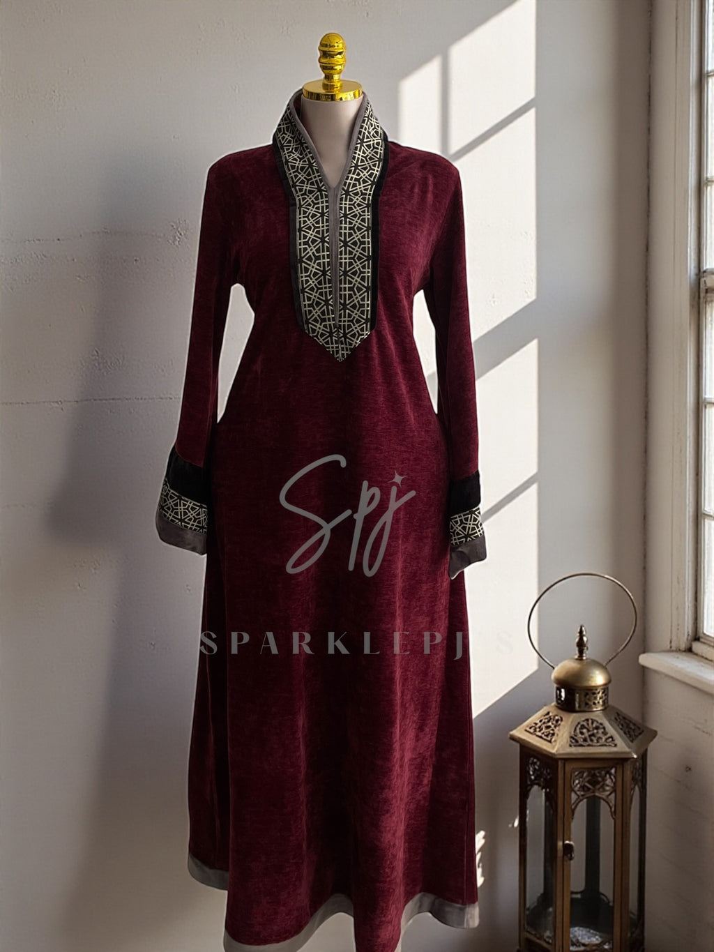Royal Noor Night Gown