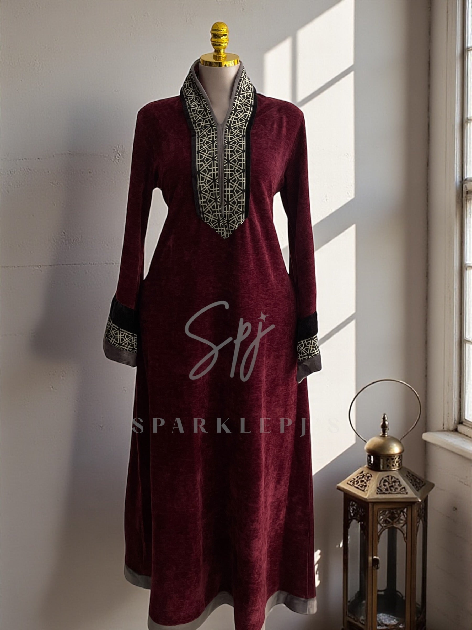 Royal Noor Night Gown