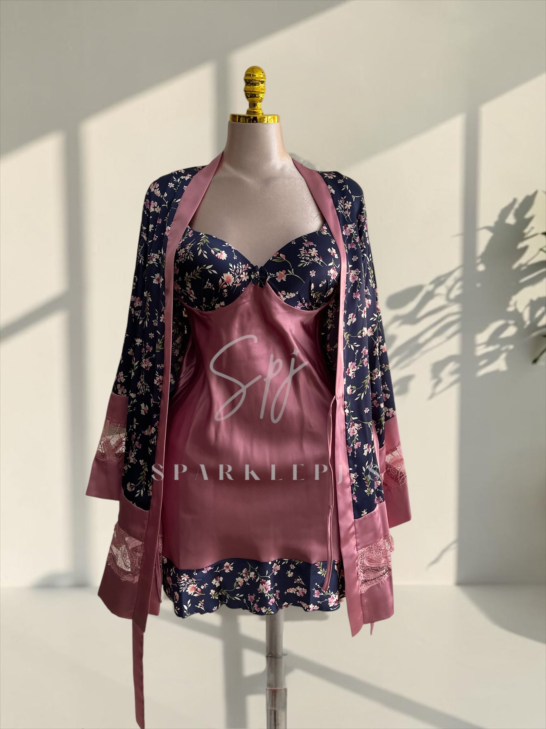 Satin Blossom Set