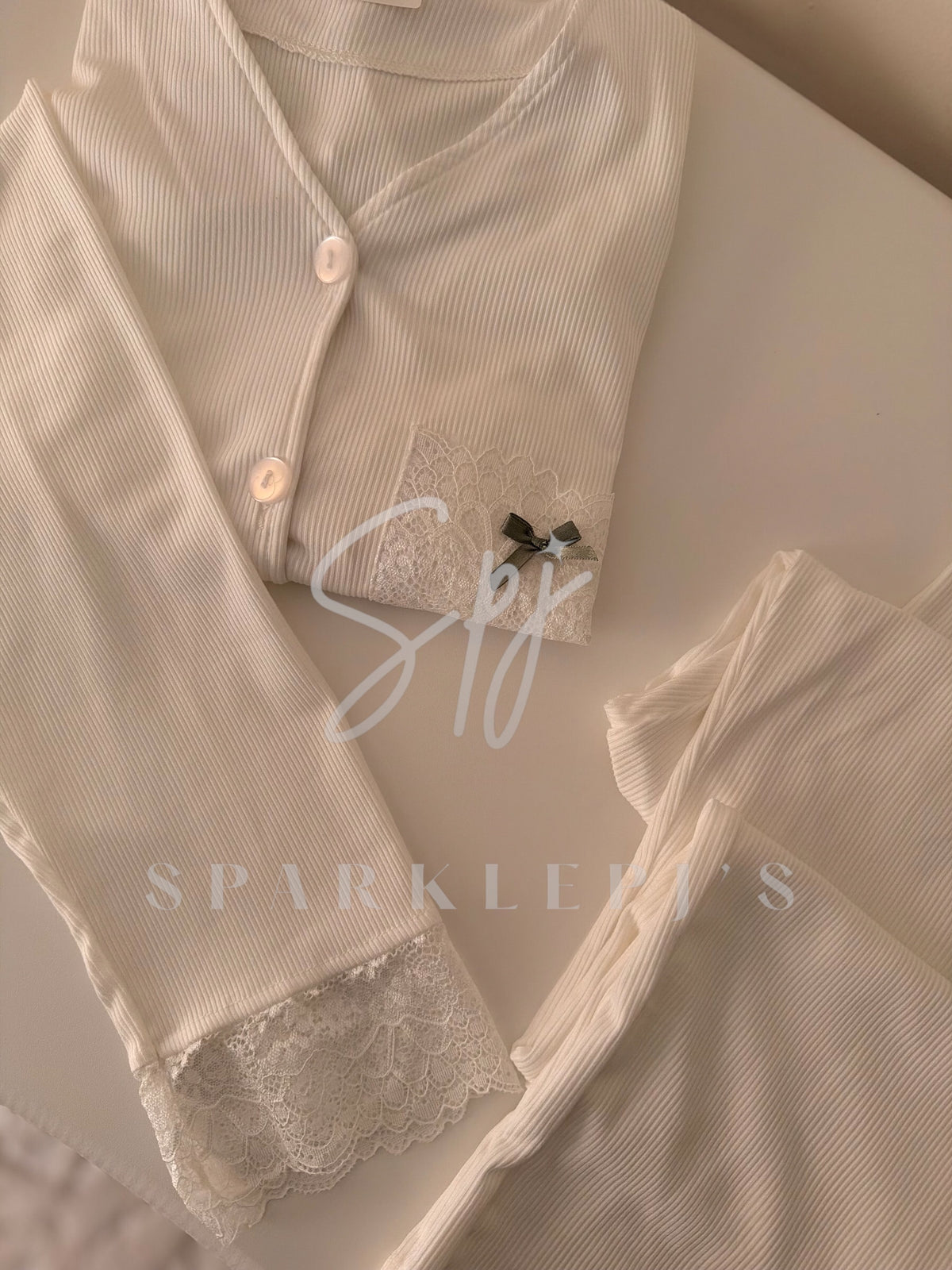 Soft lace pajamas