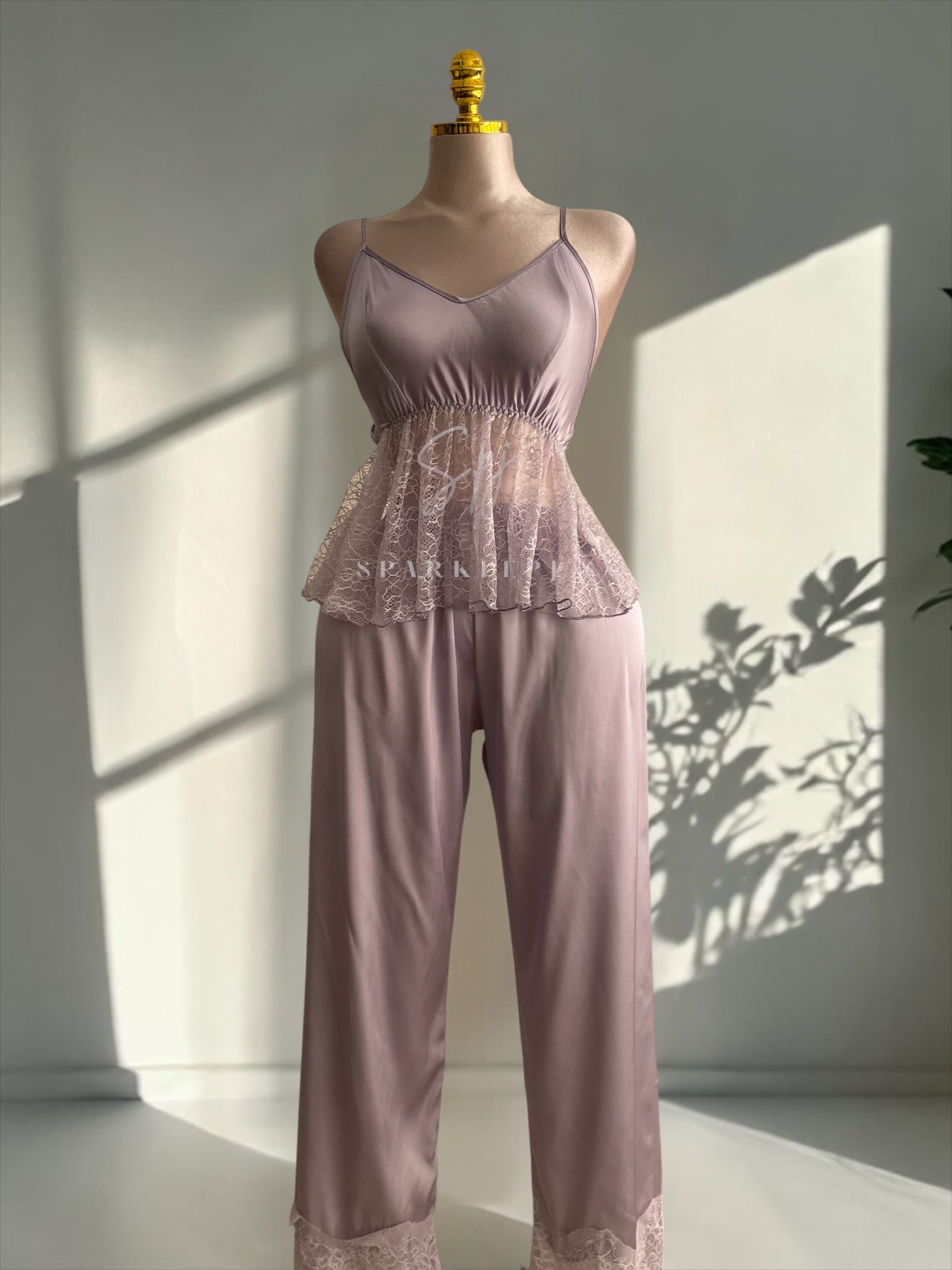 Elegant Lace 4-Piece Satin Set