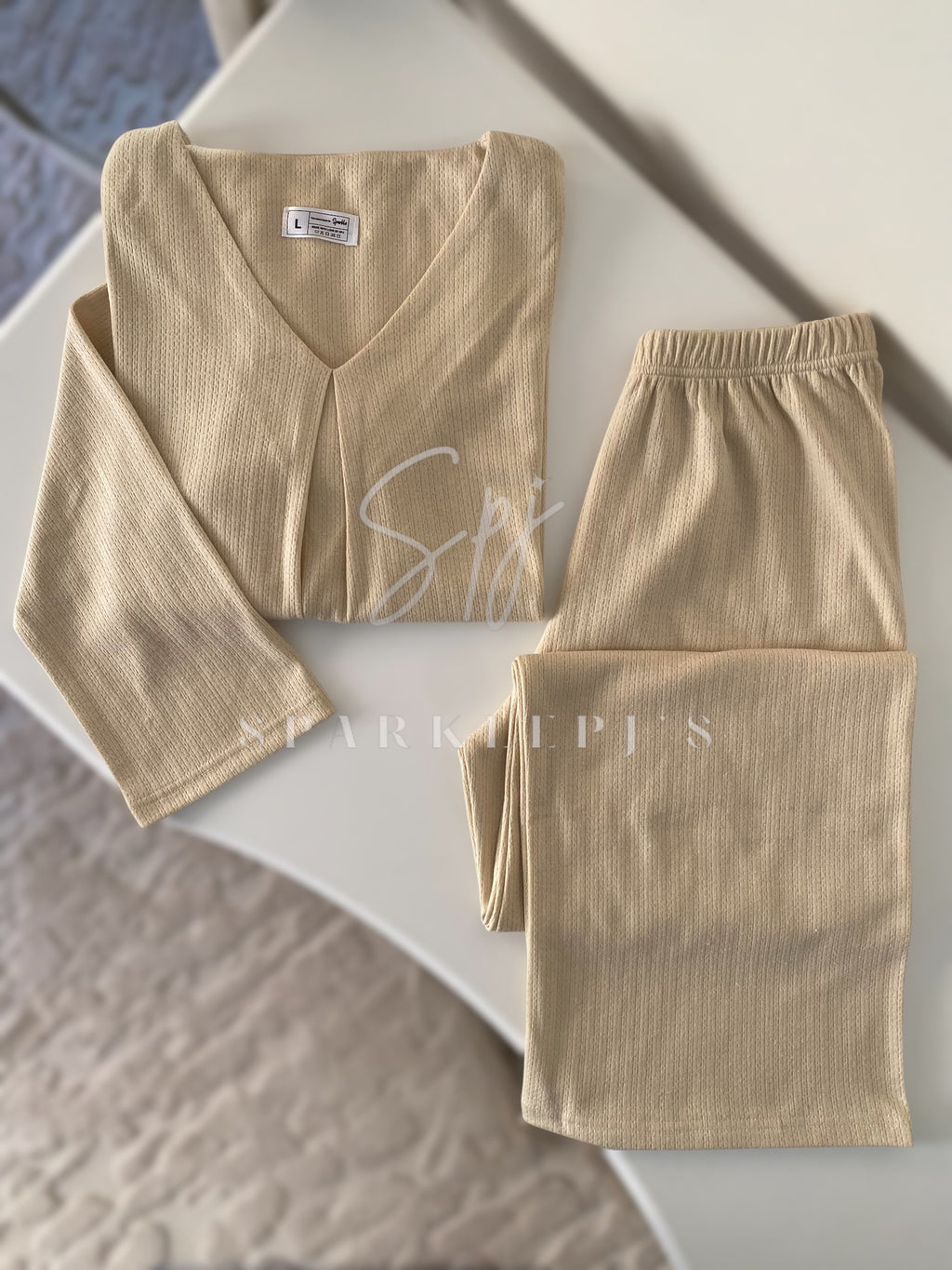 Minimal Comfort Pajama Set