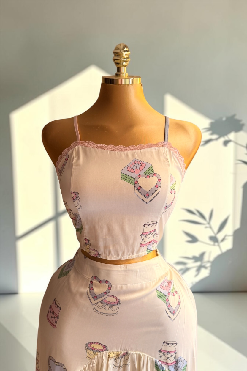 Sweetheart Ruffle Set