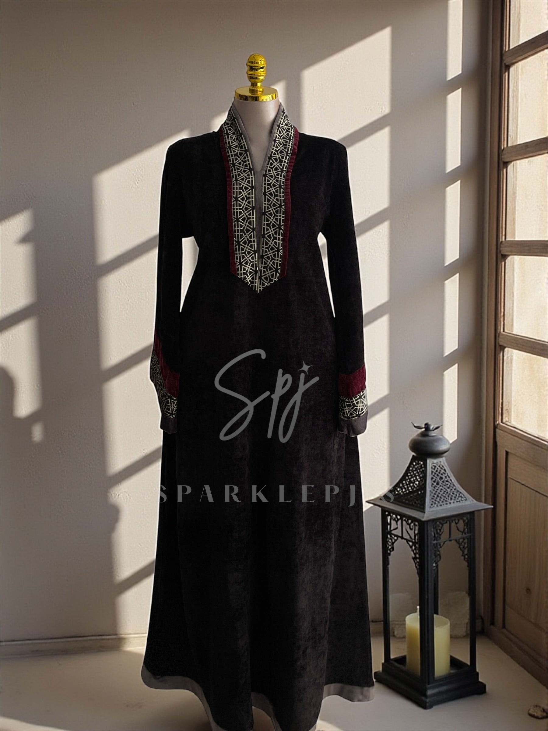 Royal Noor Night Gown