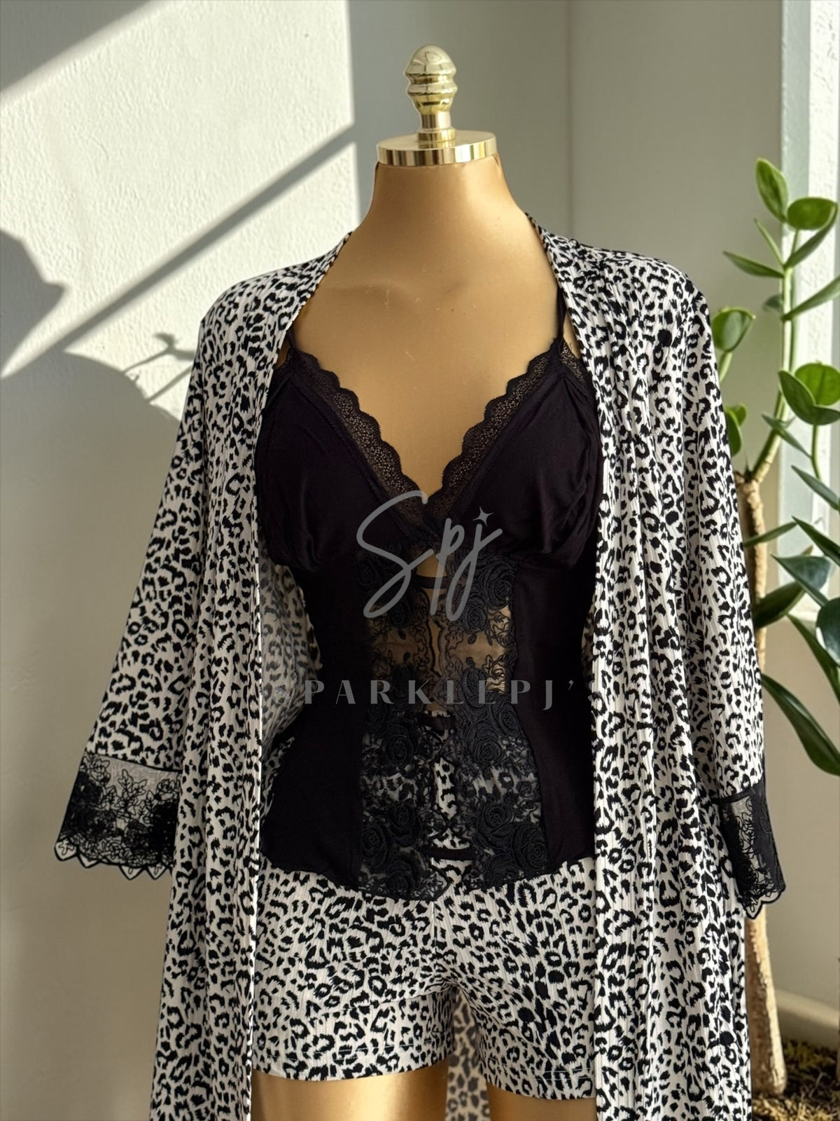 Noir Jungle Lounge Set
