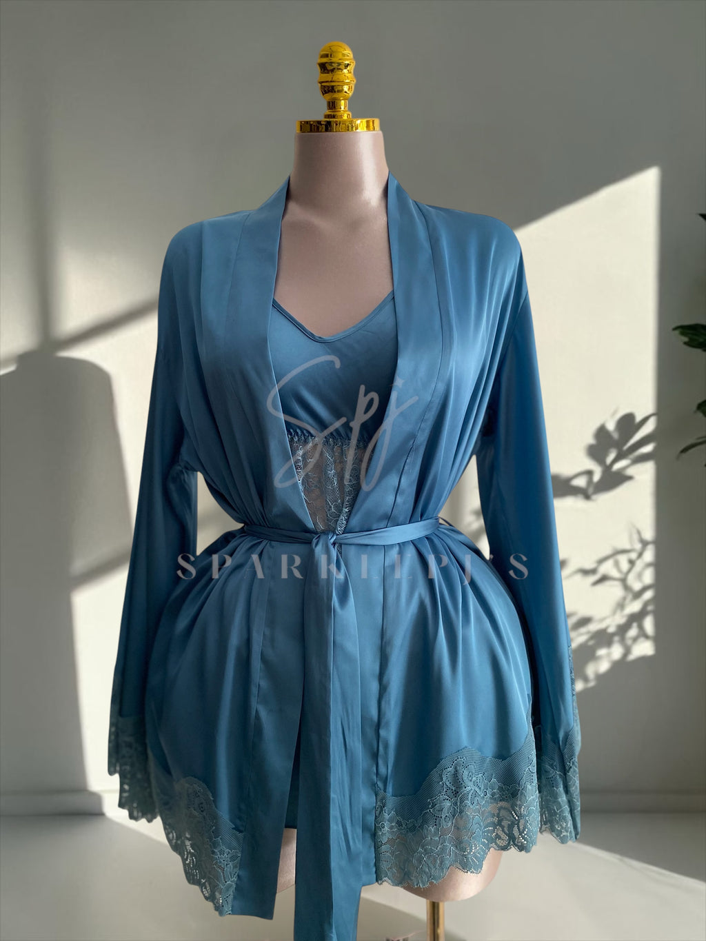 Elegant Lace 4-Piece Satin Set