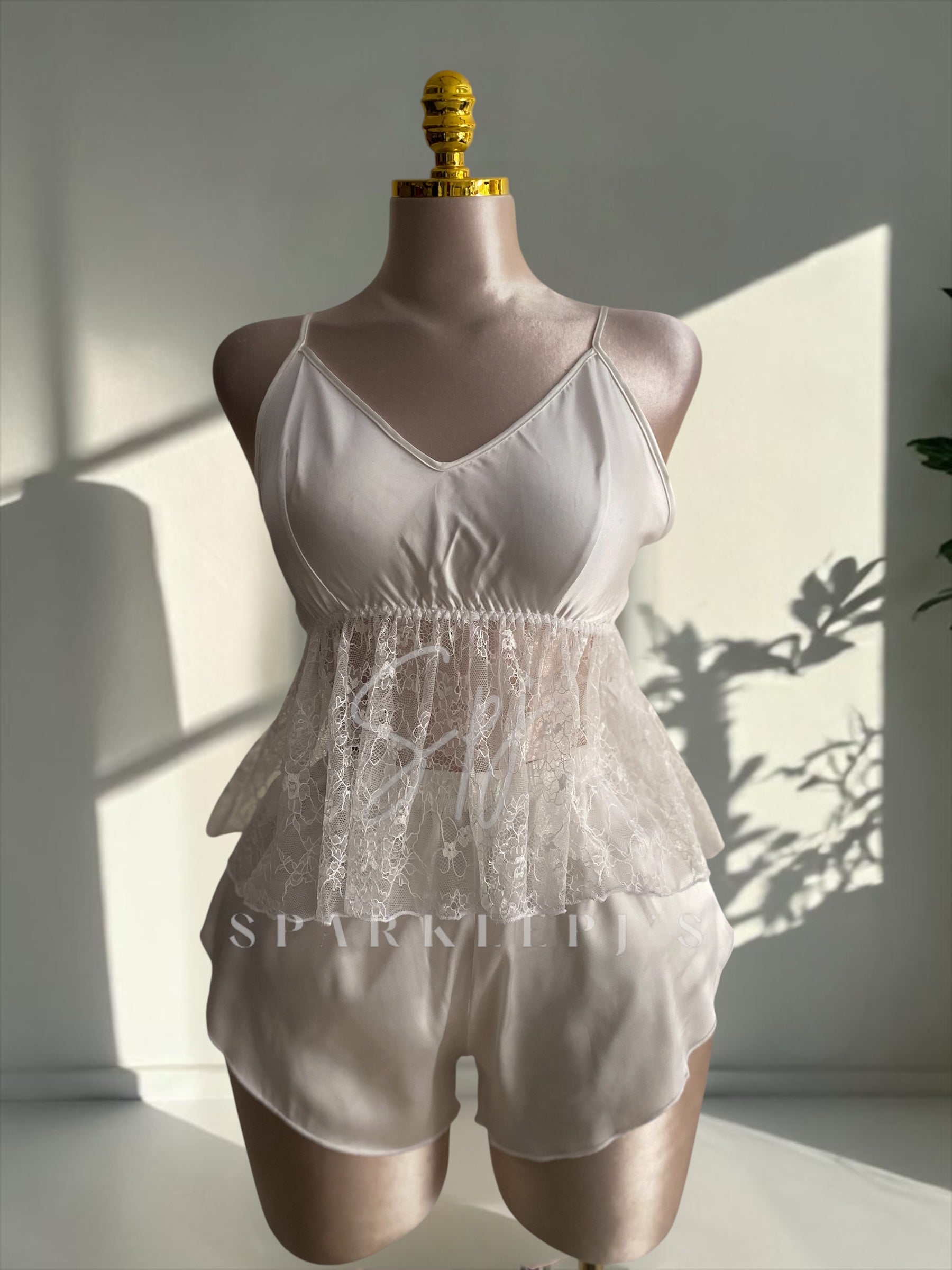 Elegant Lace 4-Piece Satin Set