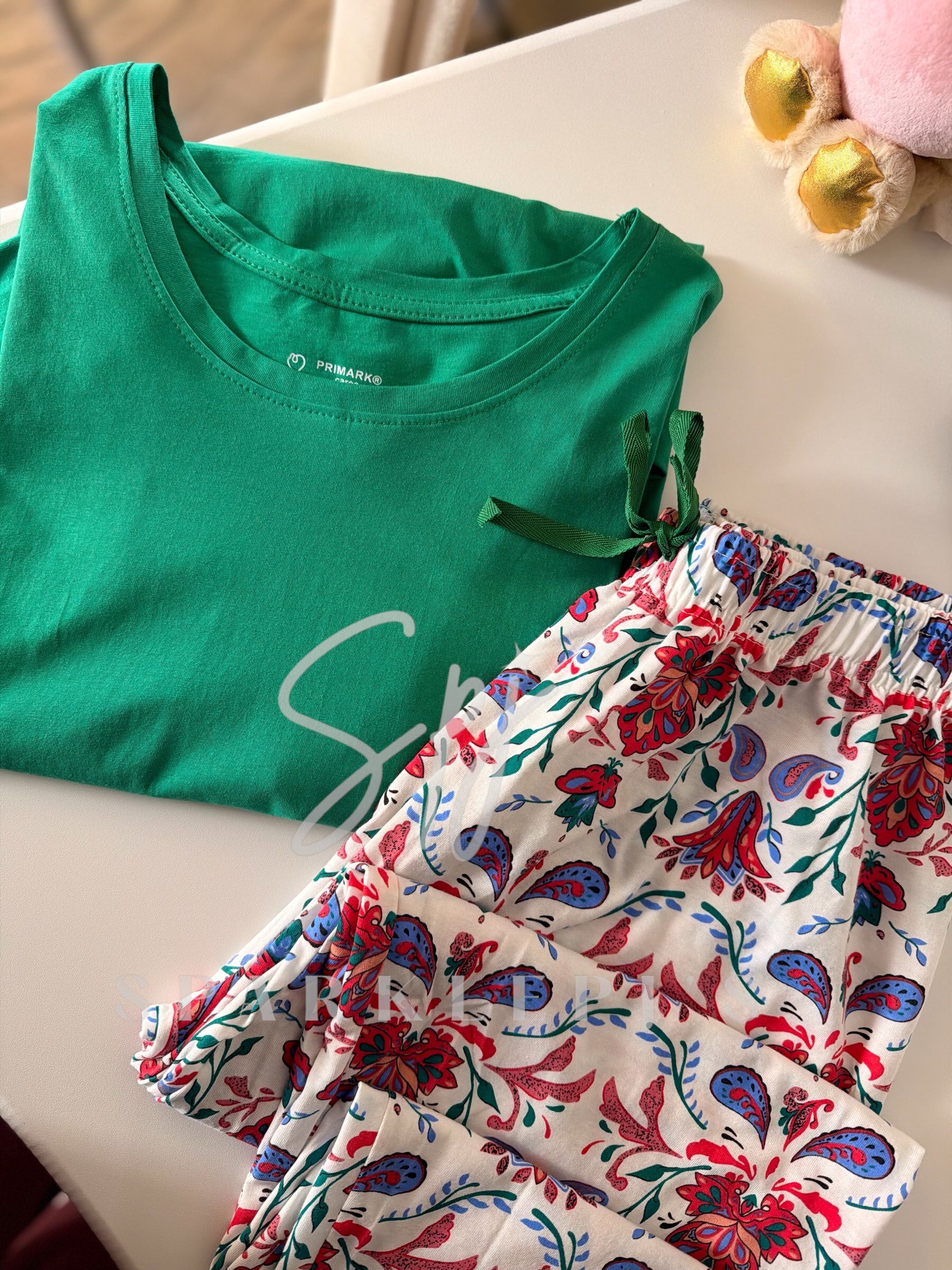 Primark Elegant paisley set