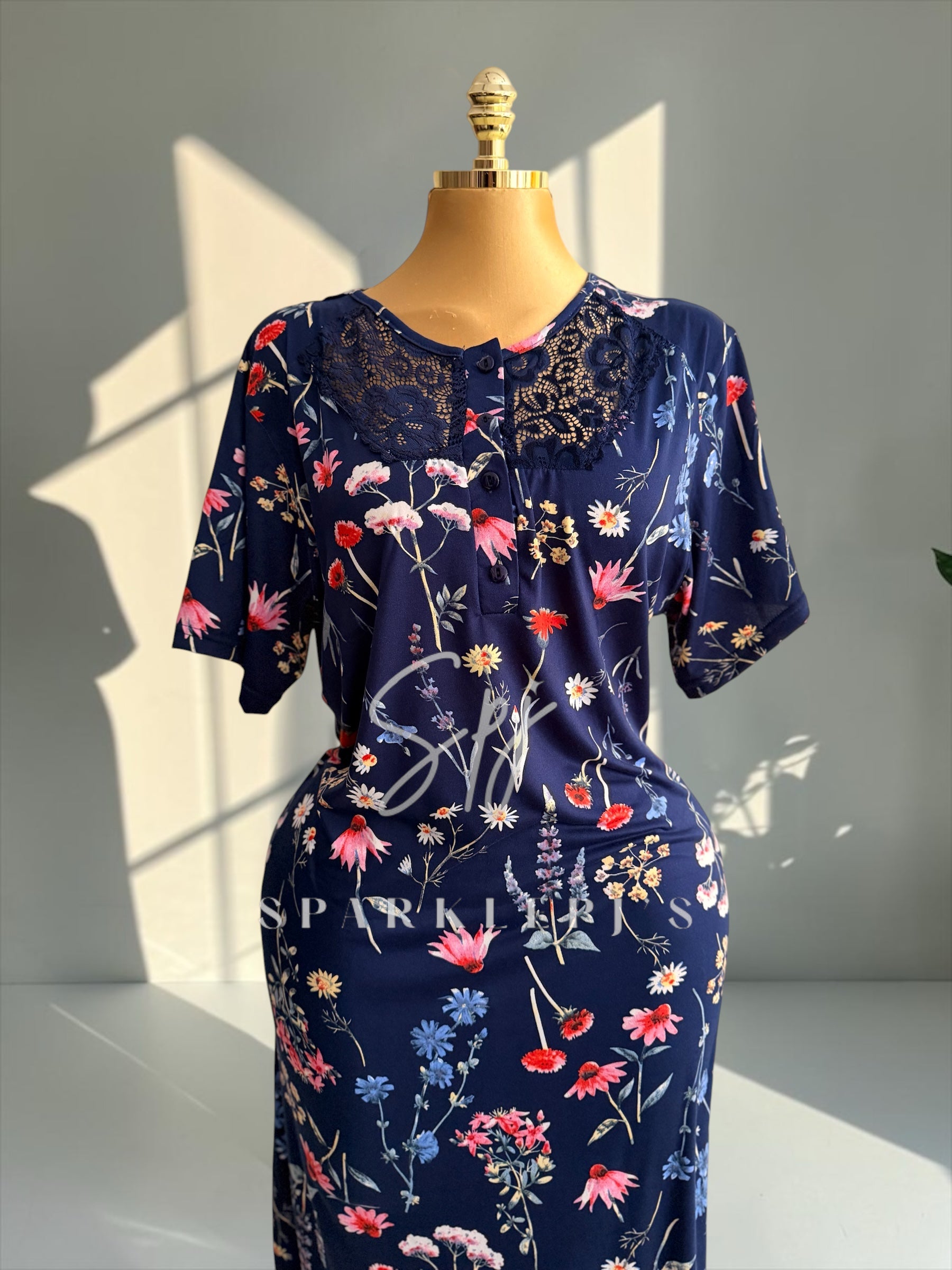 Floral Elegance Nightdress