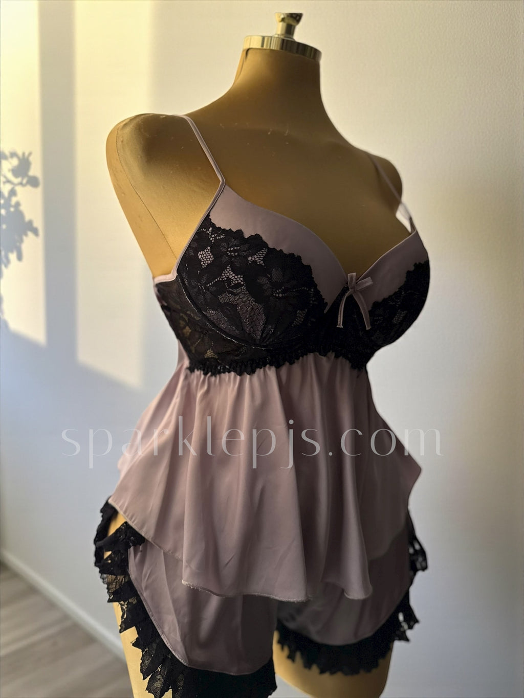 “Dark Rose Desire”