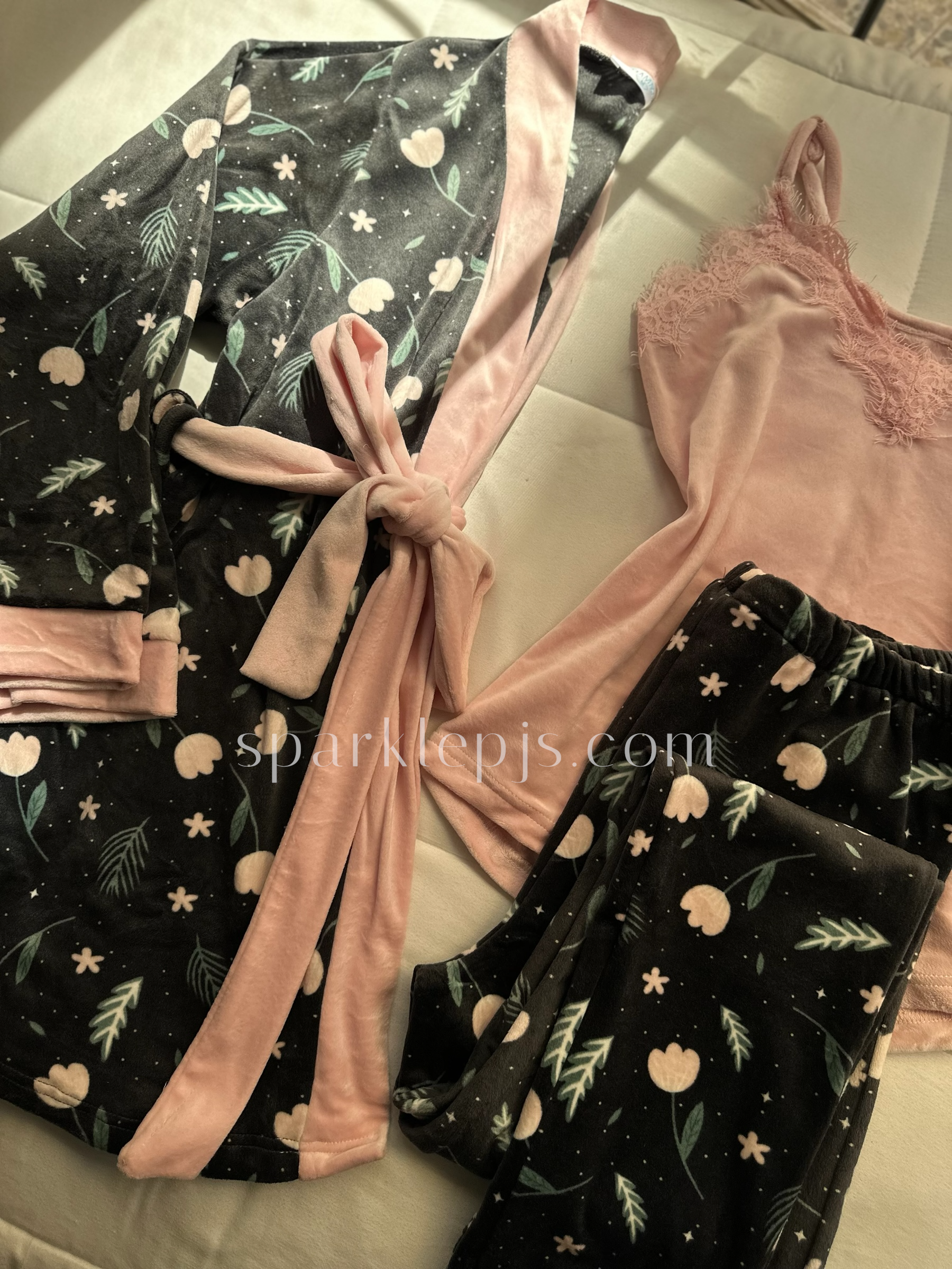 Velvet Serenity Trio