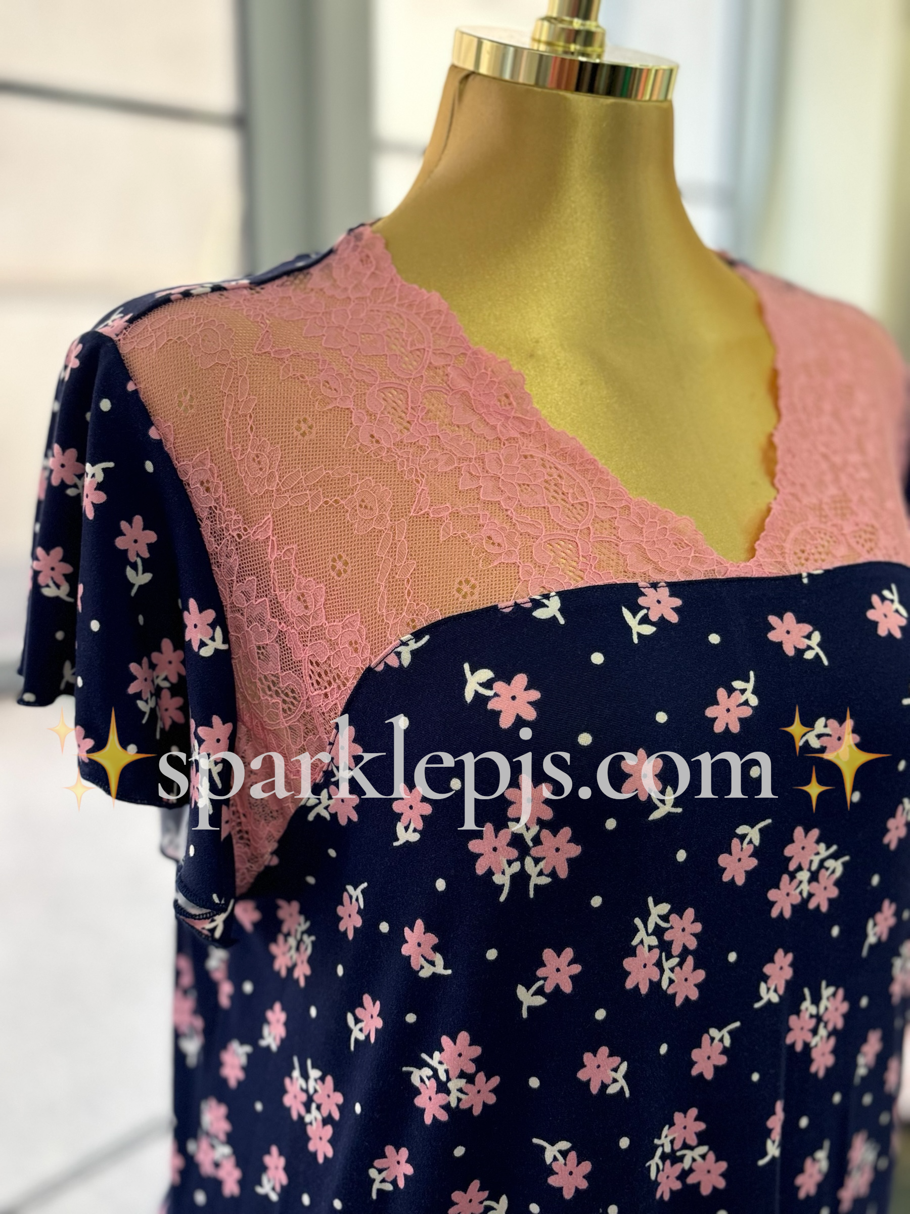 Rosie Glow Nightshirt
