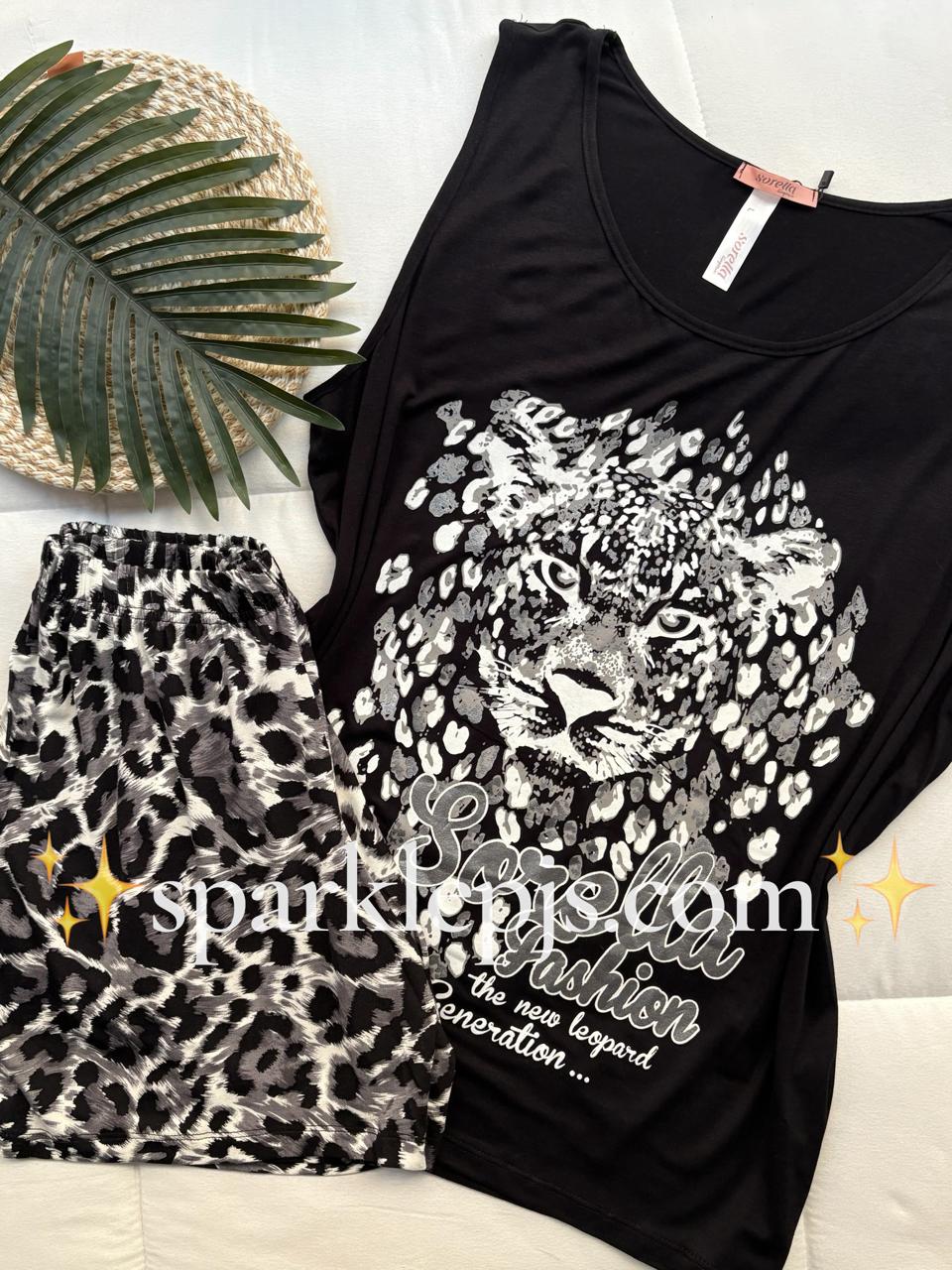 “Wild Majesty Shorts”