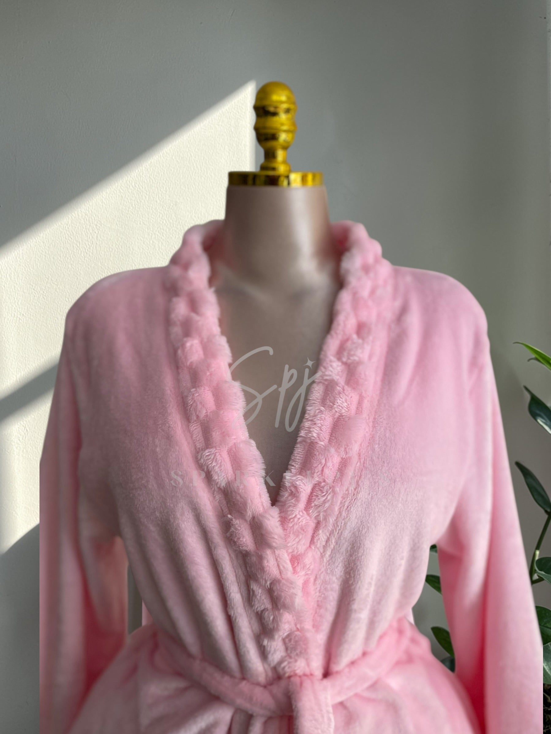 The Weightless Wonder Robe