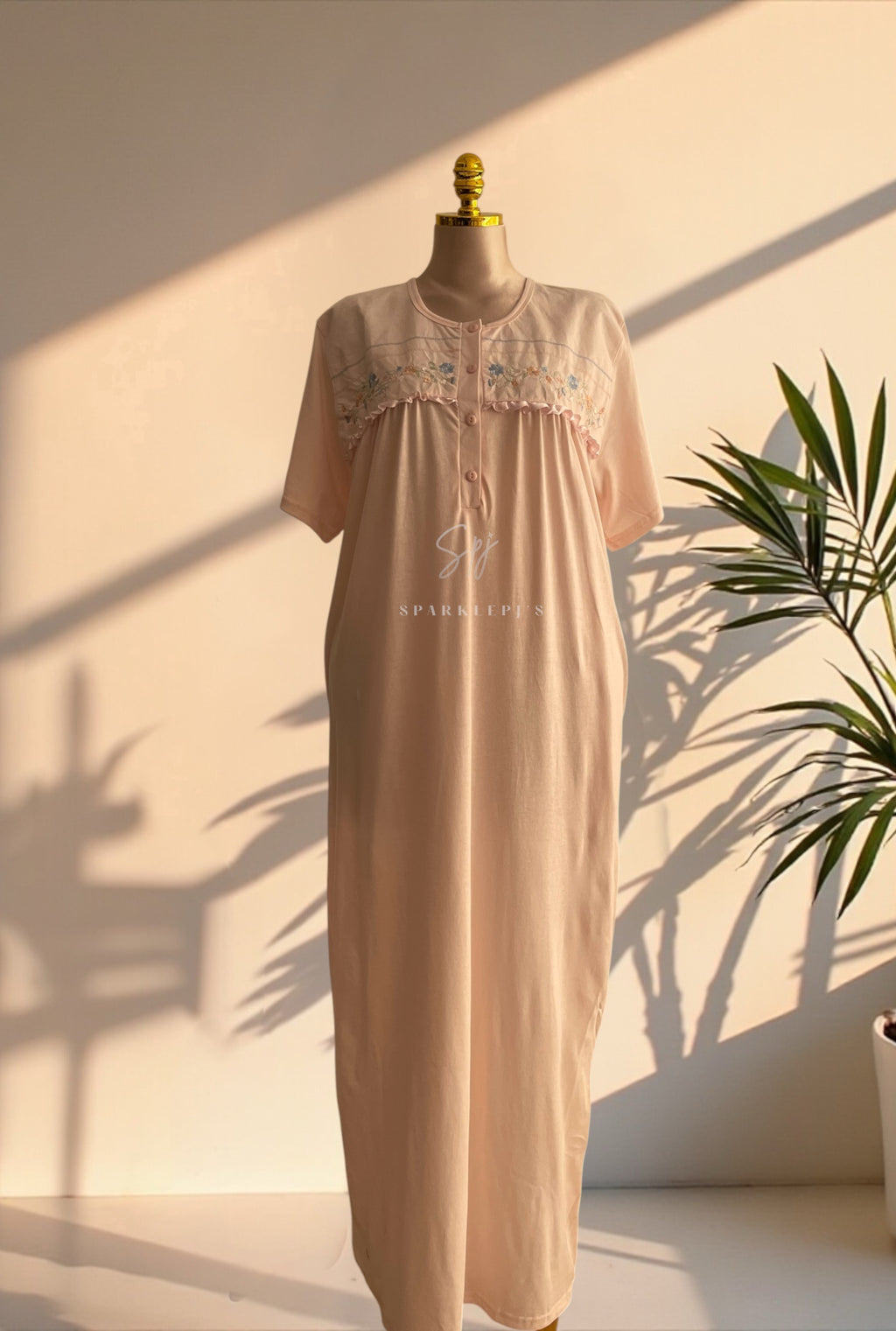 Classic Blossom Nightshirt