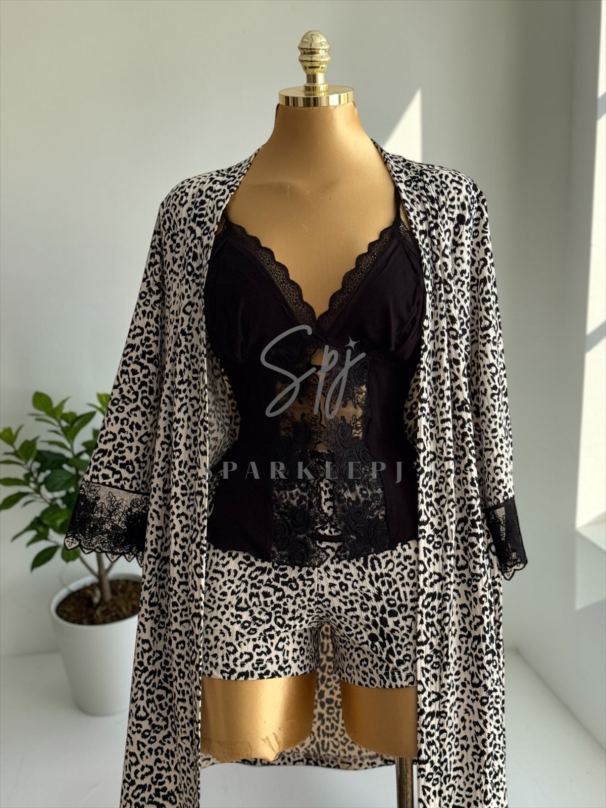 Noir Jungle Lounge Set