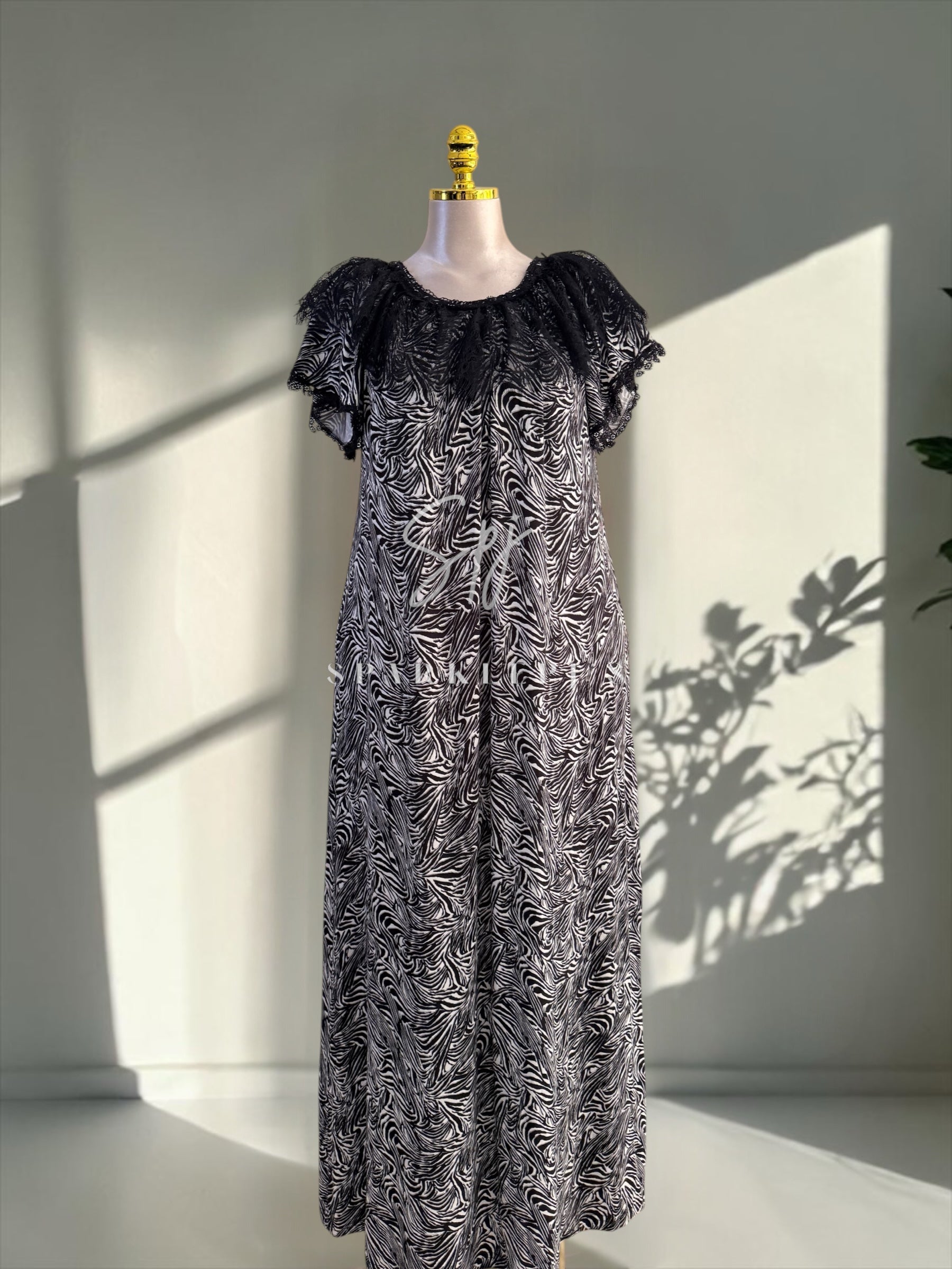Lace Detail Long Night Dress