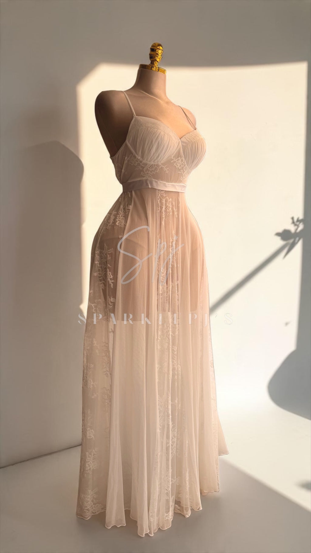 Lace Maxi Nightwear