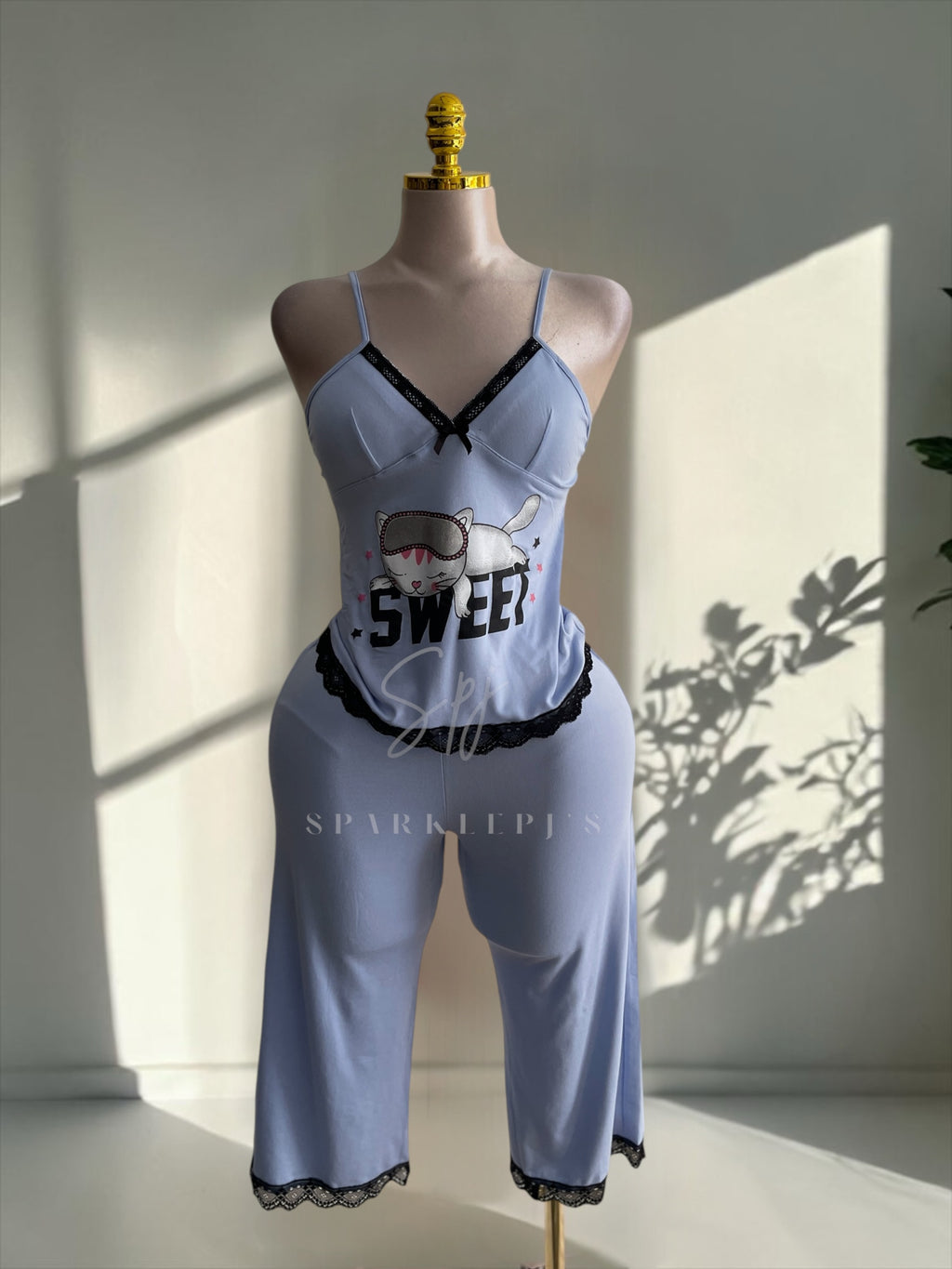Cute Cat Pantacour Pajama Set