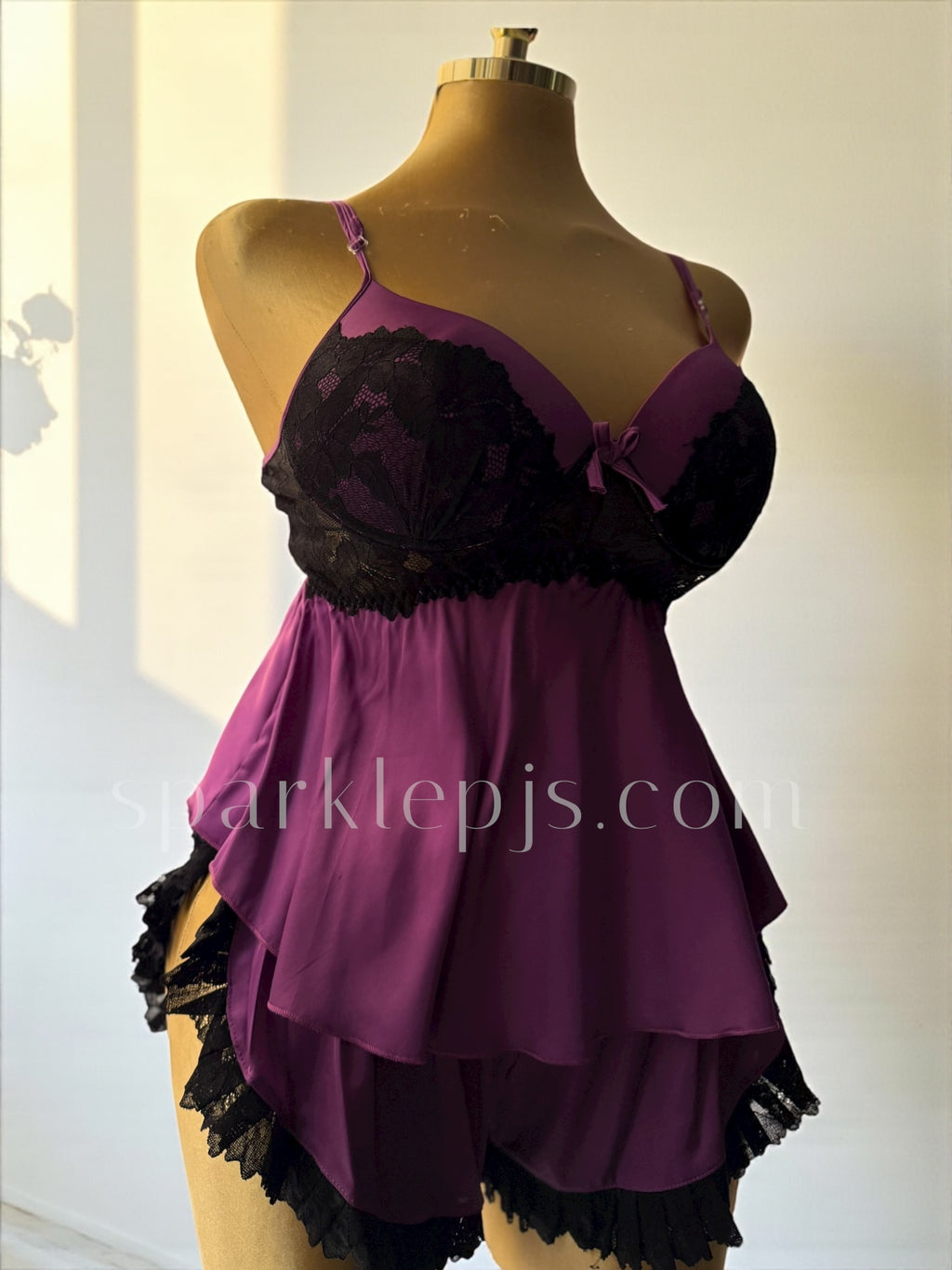 “Dark Rose Desire”