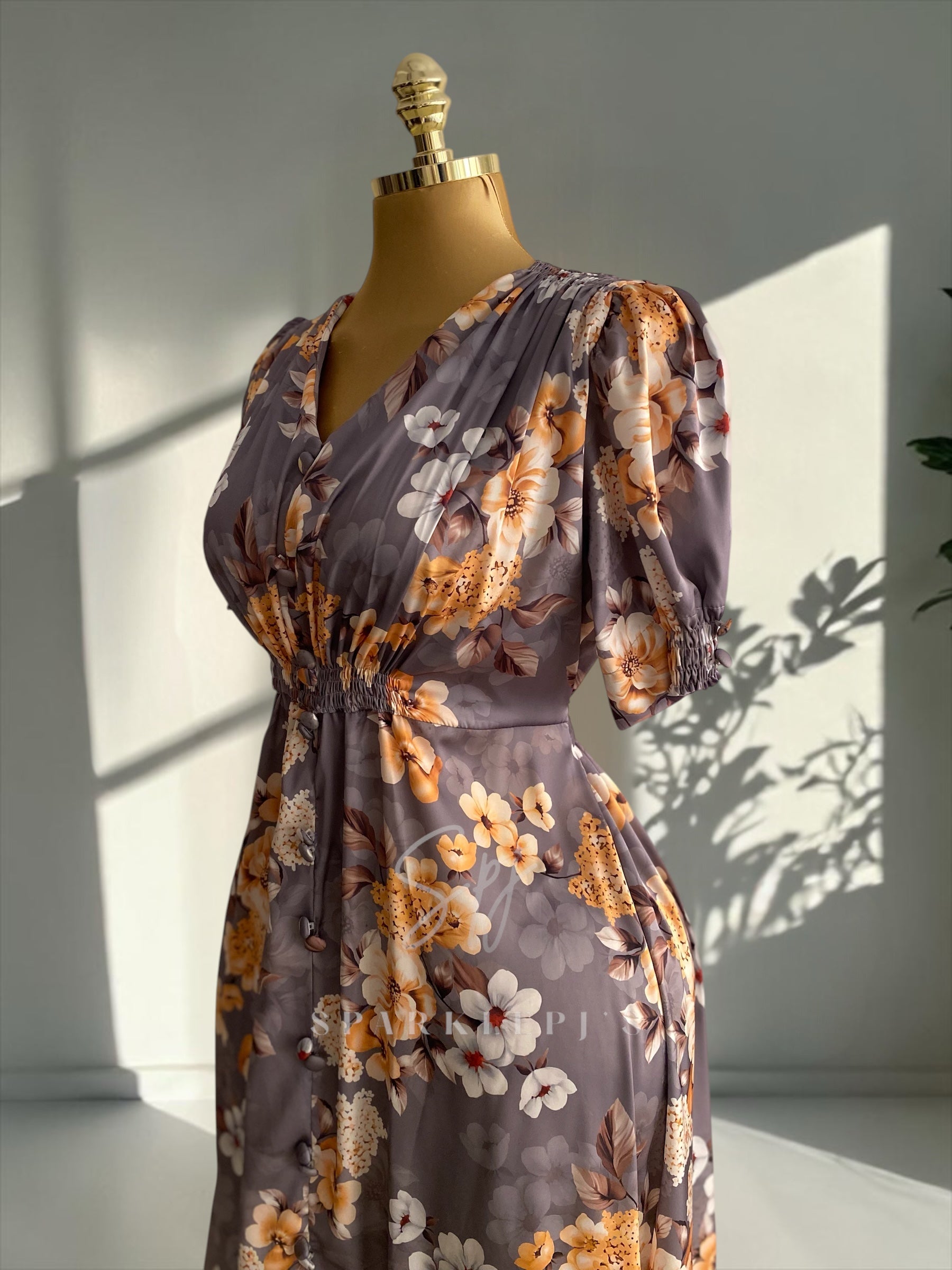 Vintage Bloom Maxi Dress