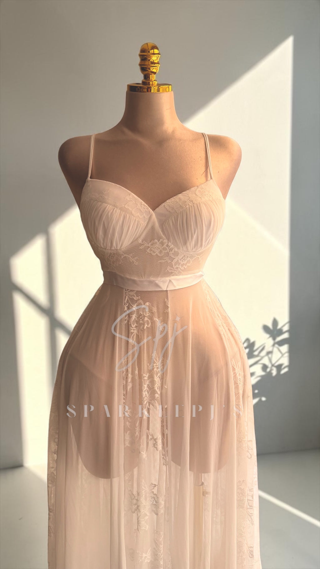 Lace Maxi Nightwear