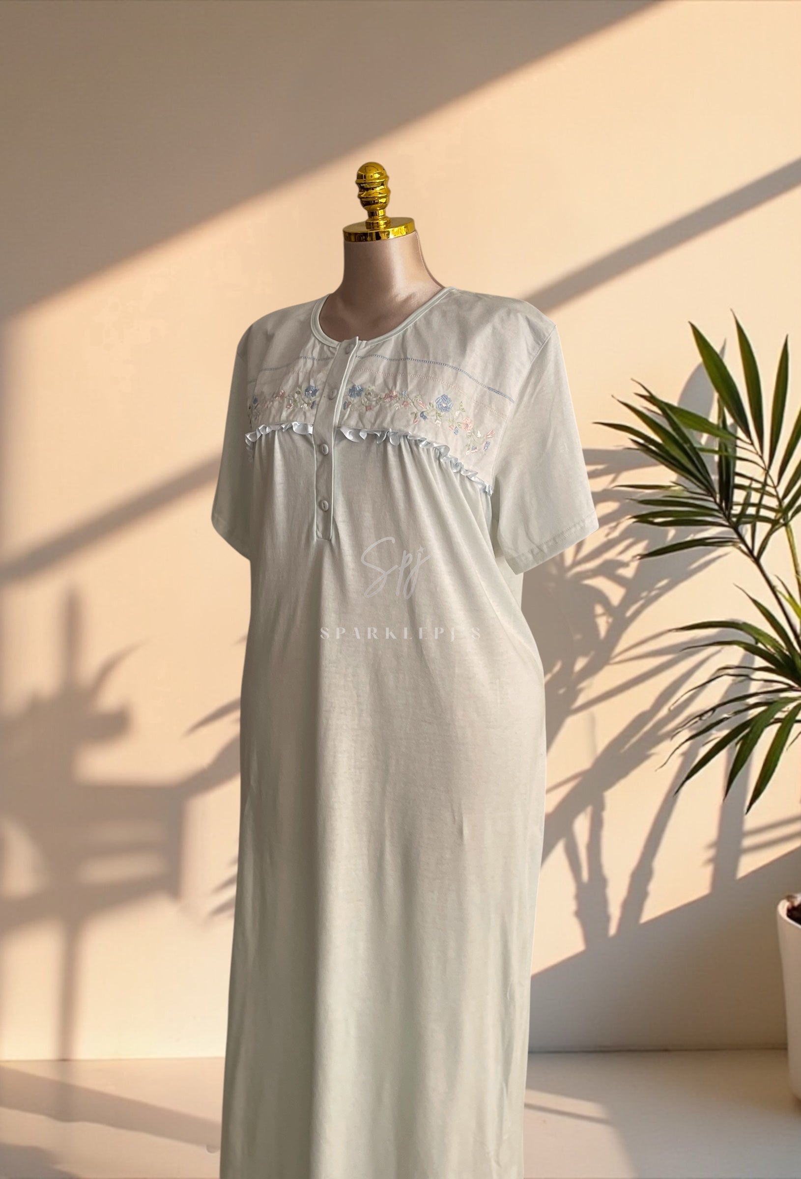 Classic Blossom Nightshirt