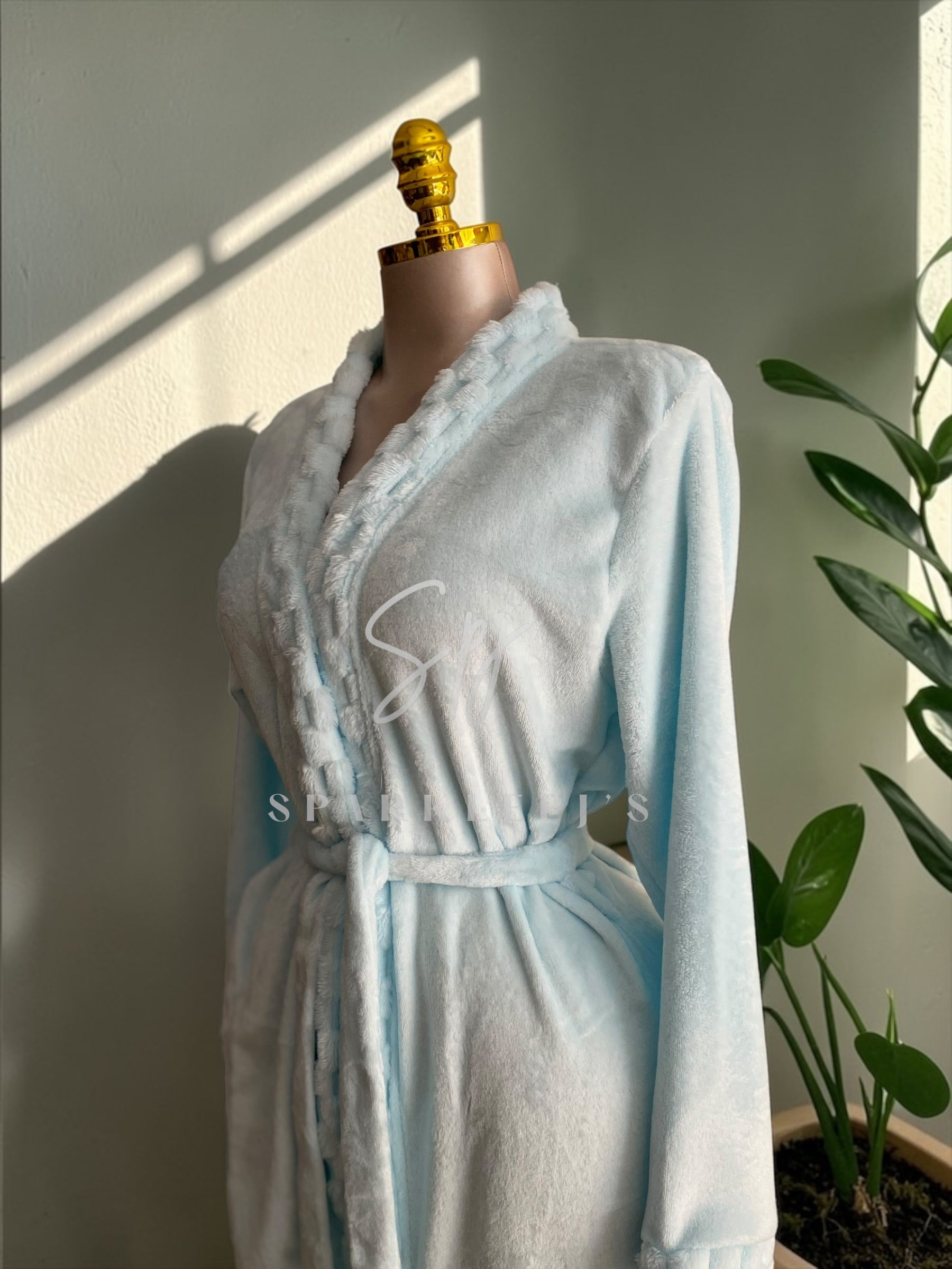 The Weightless Wonder Robe