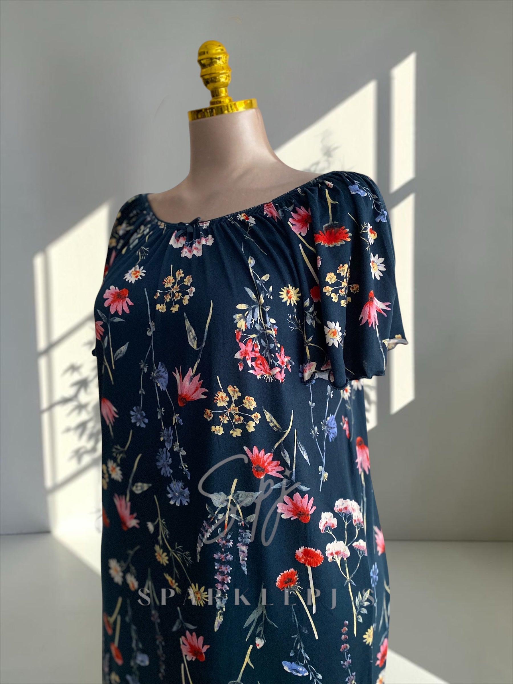 Floral Maxi Dress (Off-Shoulder)