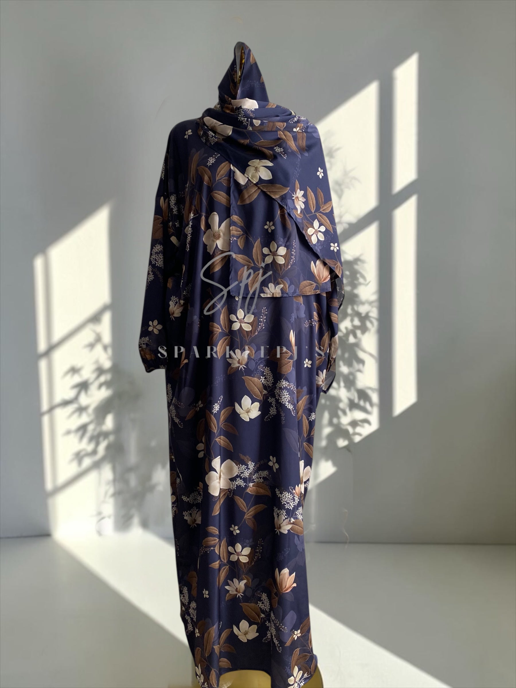Satin Floral Isdal