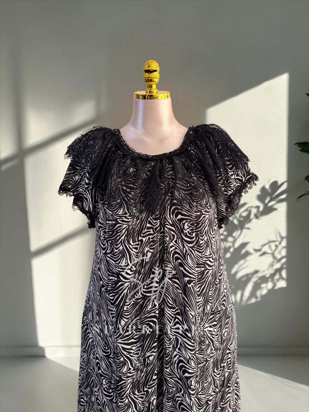 Lace Detail Long Night Dress
