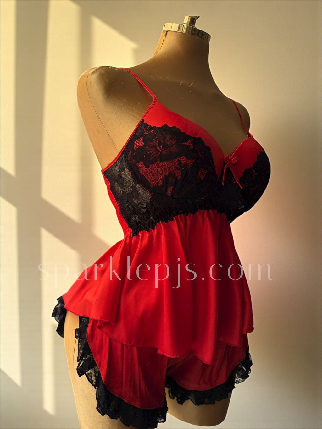 “Dark Rose Desire”