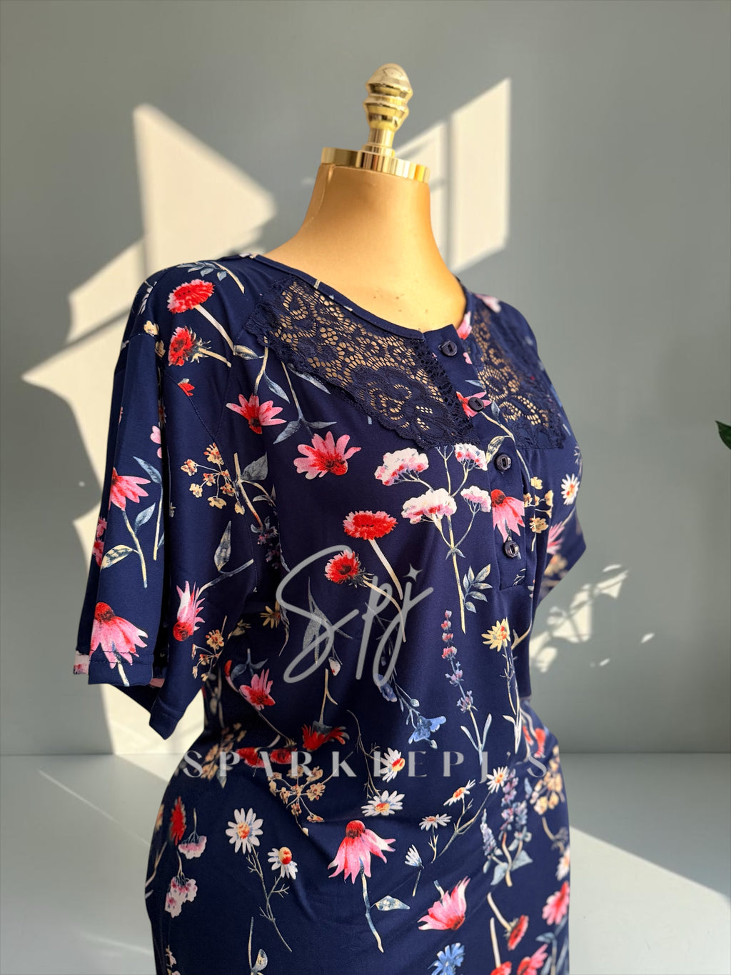 Floral Elegance Nightdress