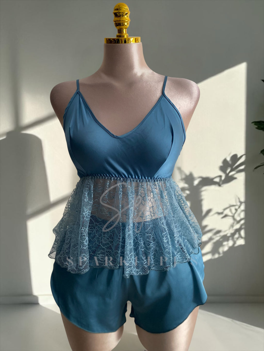 Elegant Lace 4-Piece Satin Set