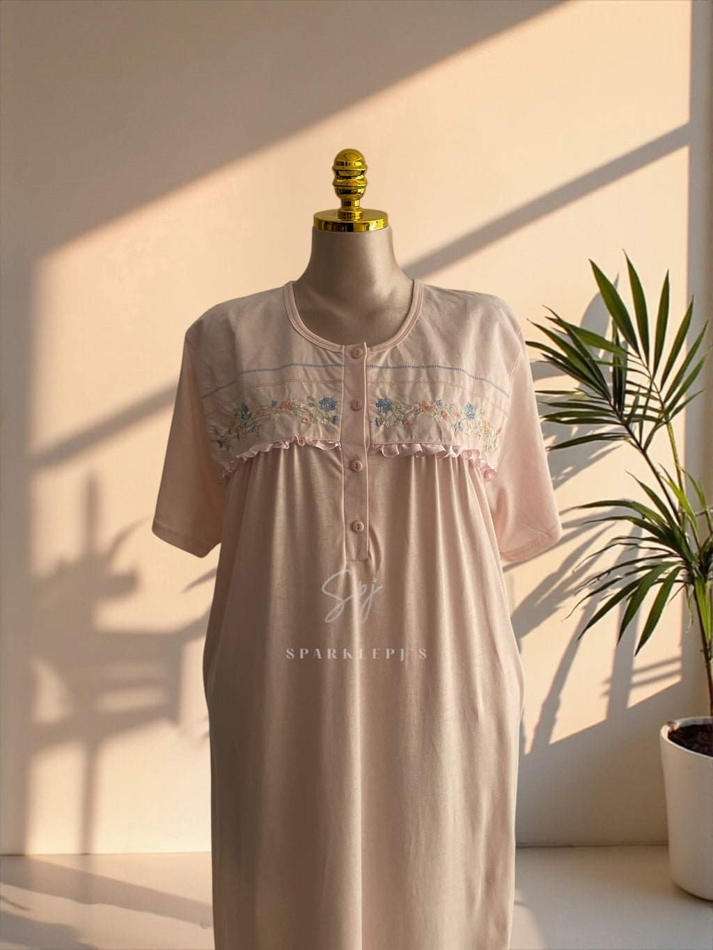 Classic Blossom Nightshirt