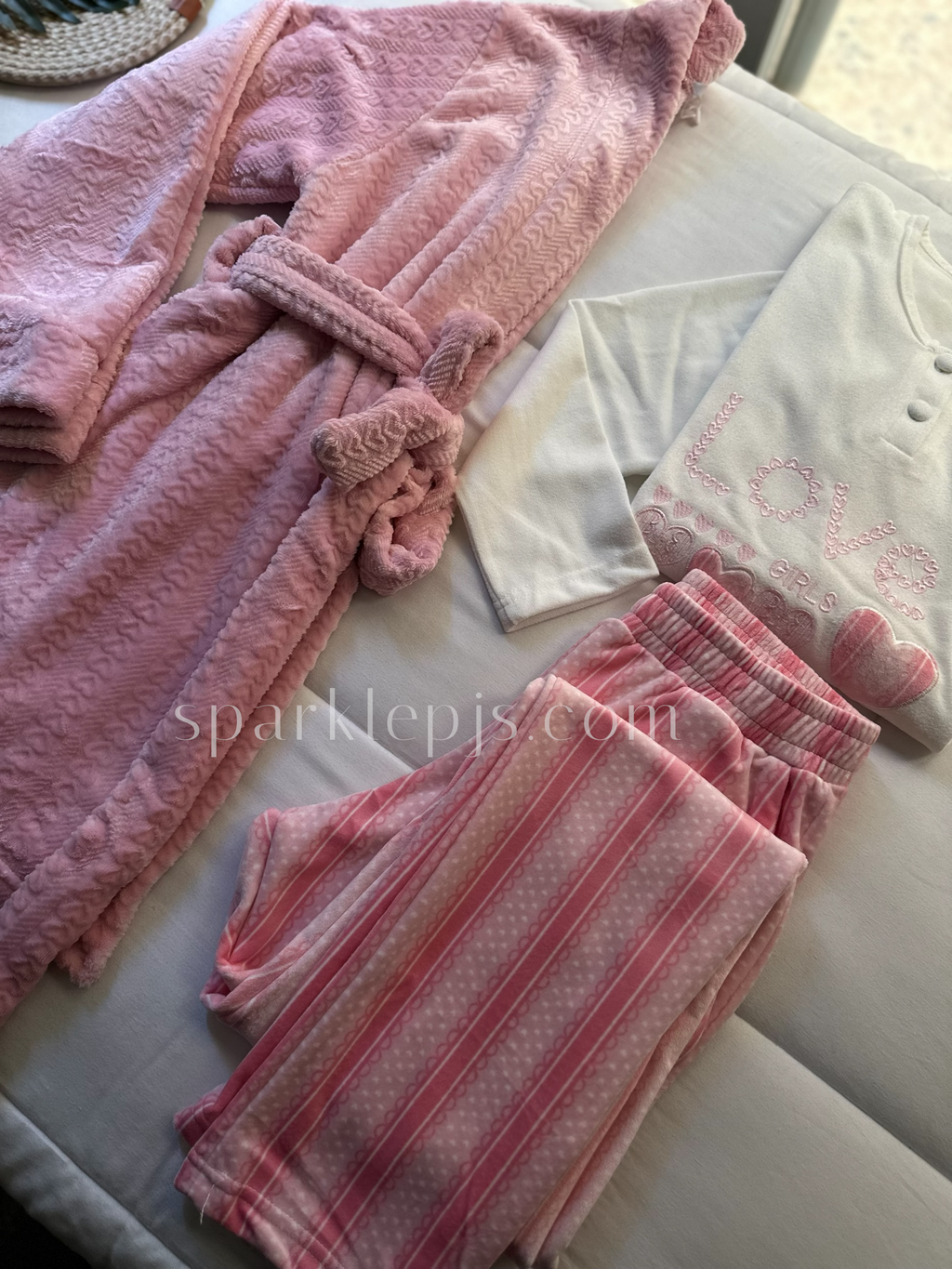 Heartfelt Comfort Set