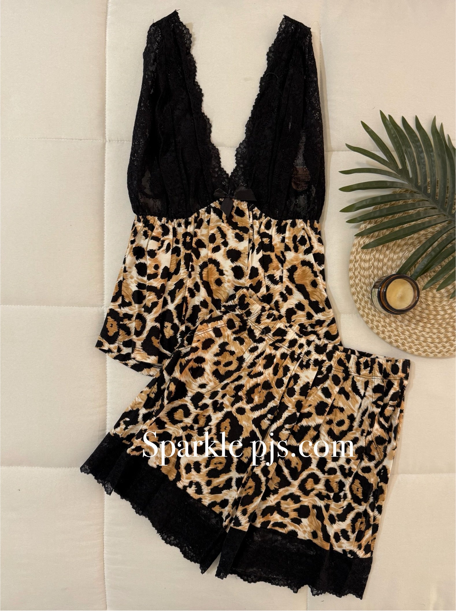 Tiger short