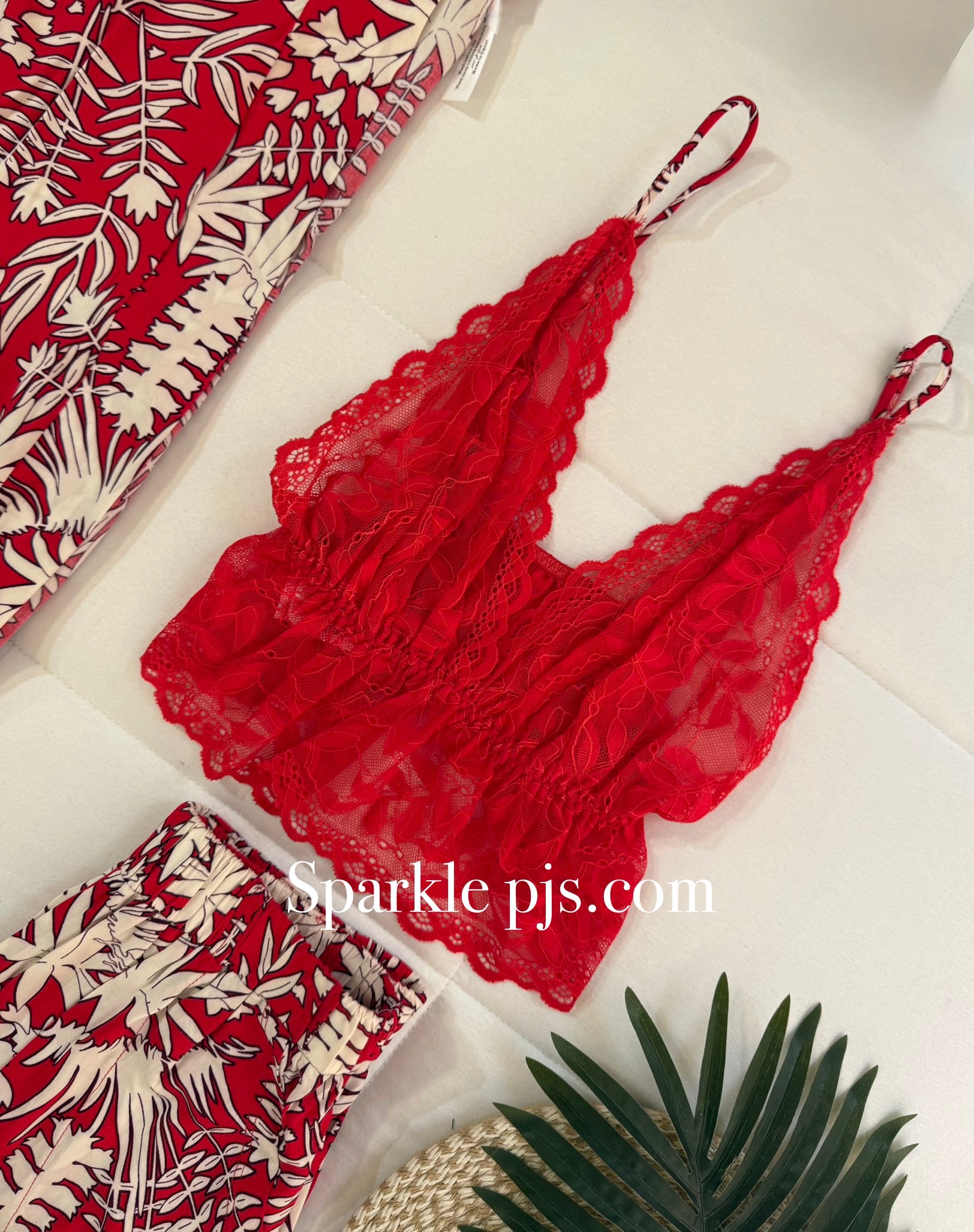 Palm Bliss Lace & Robe Sleep Set