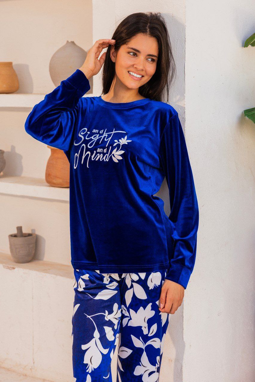 Floral velvet pajama